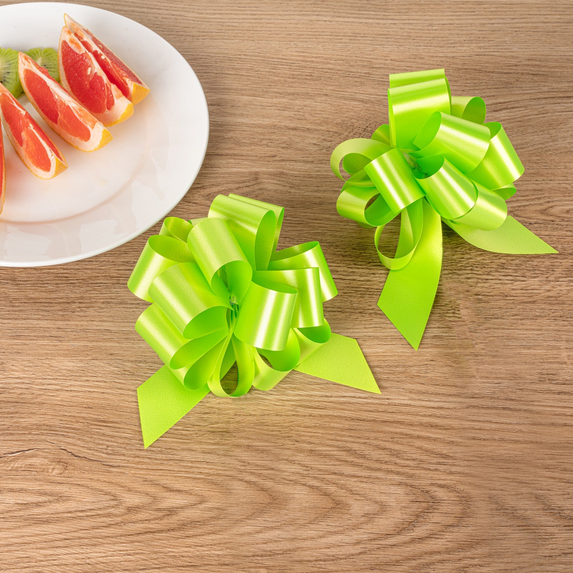 Gift Tek Green Plastic Flora Satin Pull Bow - 5 1/2" - 10 count box