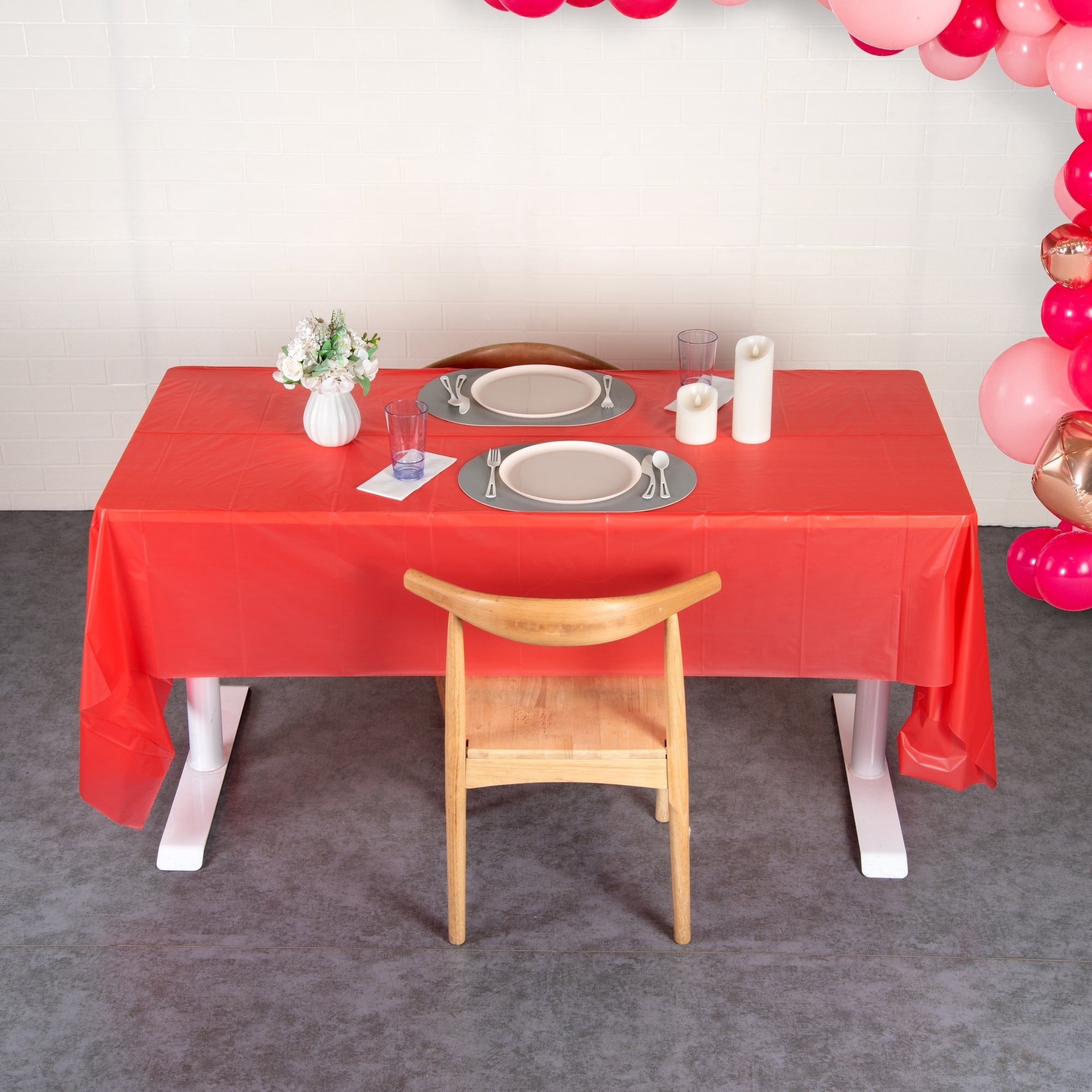 Table Tek Rectangle Red Plastic Table Cover - 108" x 54" - 20 count box
