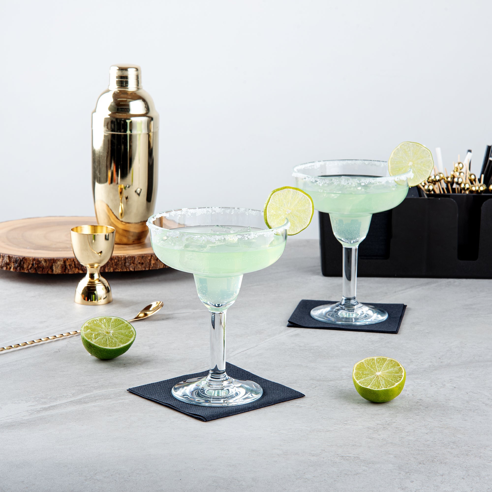 Bev Tek 15 oz Polycarbonate Margarita Glass - 5 1/4" x 5 1/4" x 6 3/4" - 24 count box