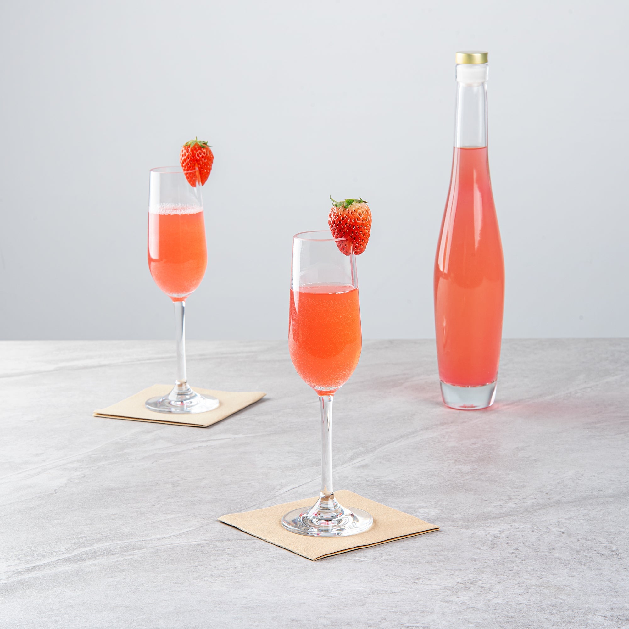 Bev Tek 6 oz Polycarbonate Champagne Flute - 2 3/4" x 2 3/4" x 8 3/4" - 6 count box