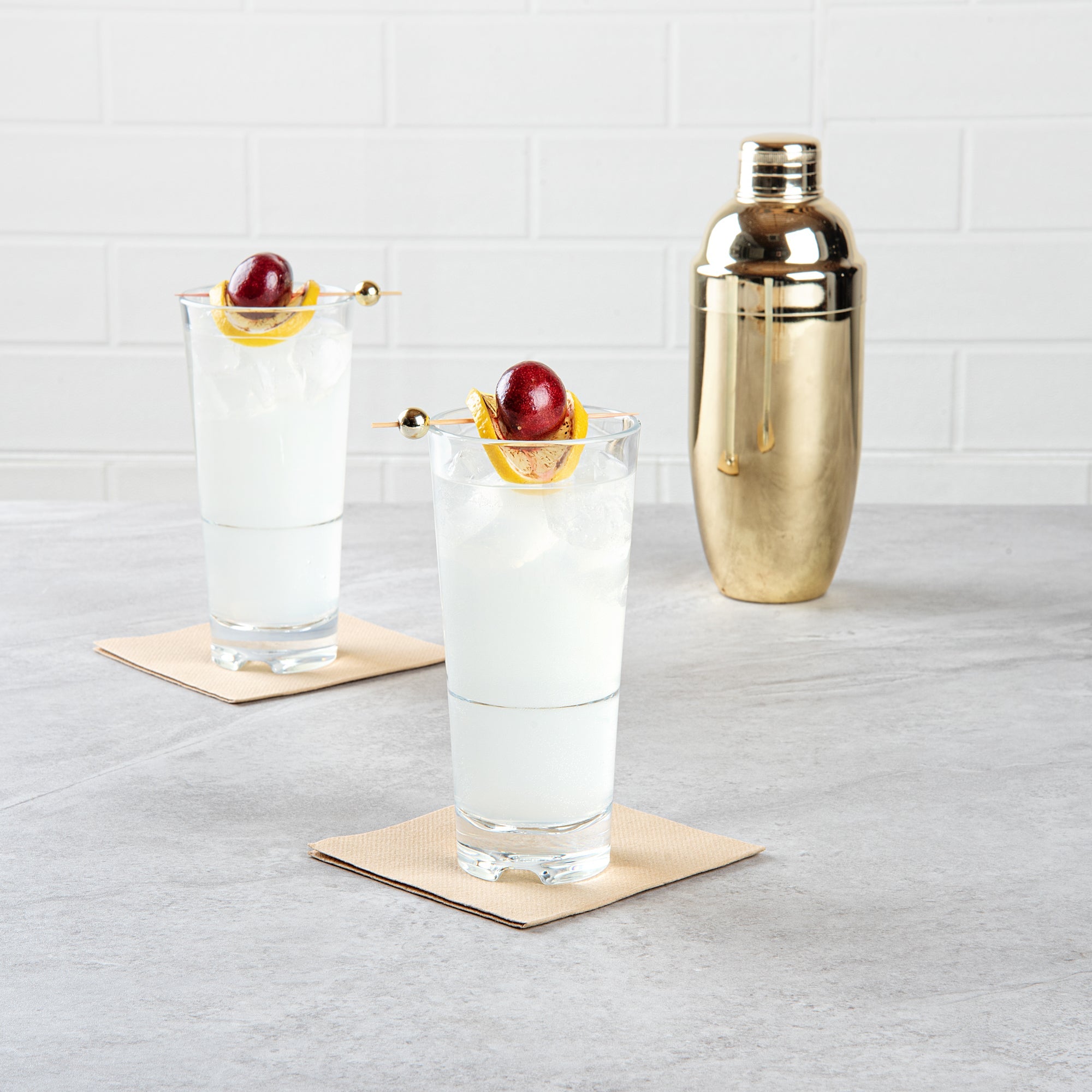 Bev Tek 14 oz Polycarbonate Highball Glass - Stackable - 3" x 3" x 6 1/2" - 6 count box