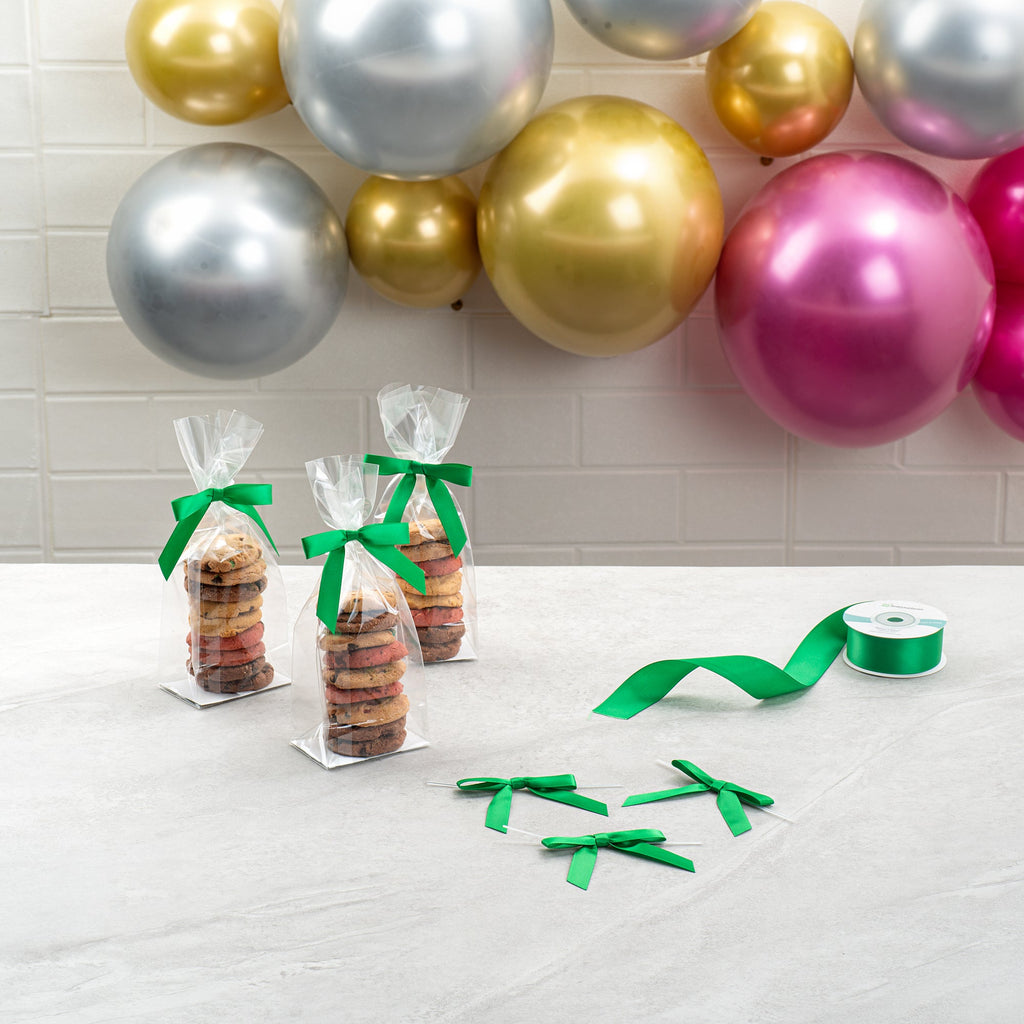 Gift Tek Emerald Green Polyester Satin Twist Tie Bow - Pre-Tied - 3" x 2 1/2" - 4000 count box