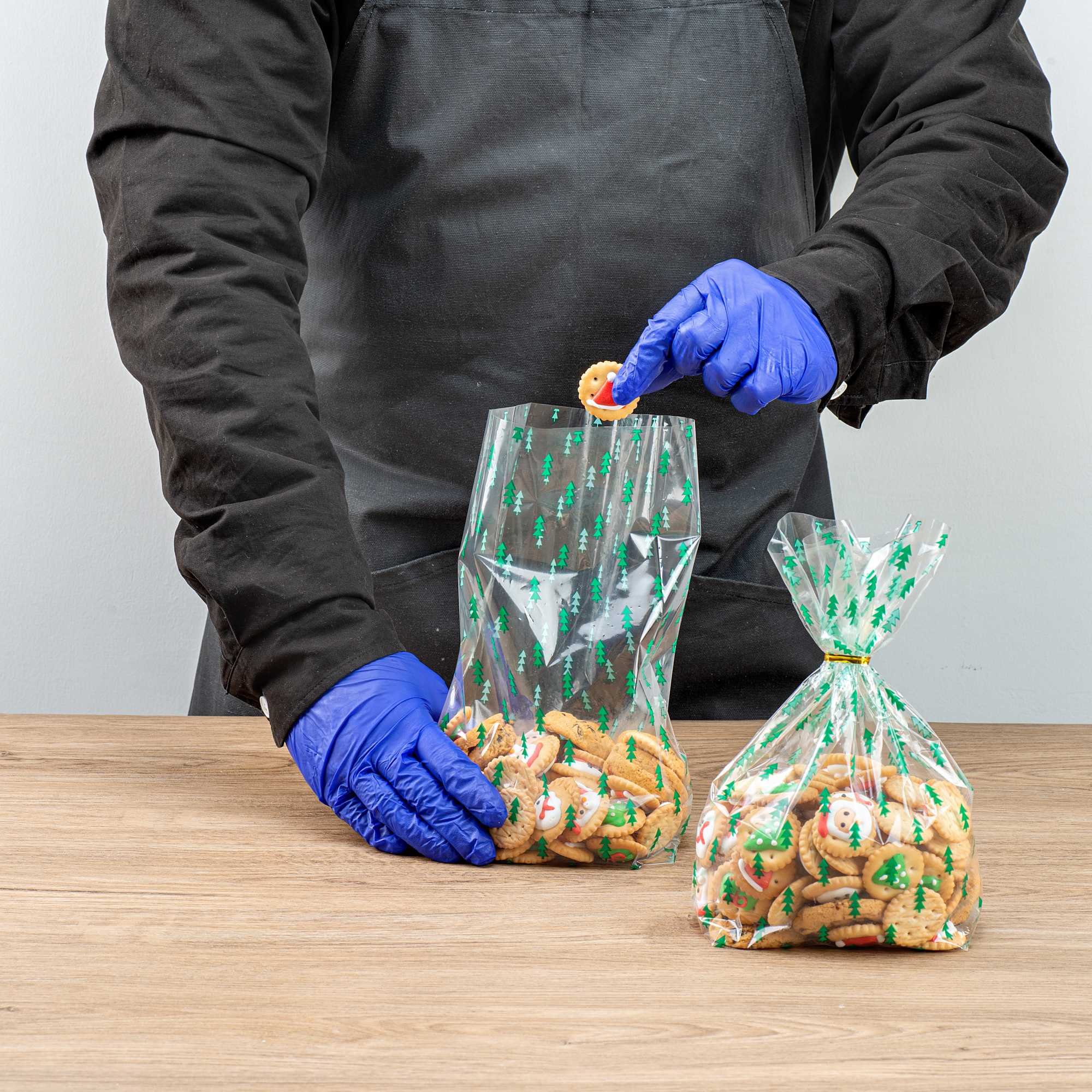Bag Tek Plastic Candy Bag - Christmas Trees, Gusseted - 5" x 3" x 11" - 100 count box