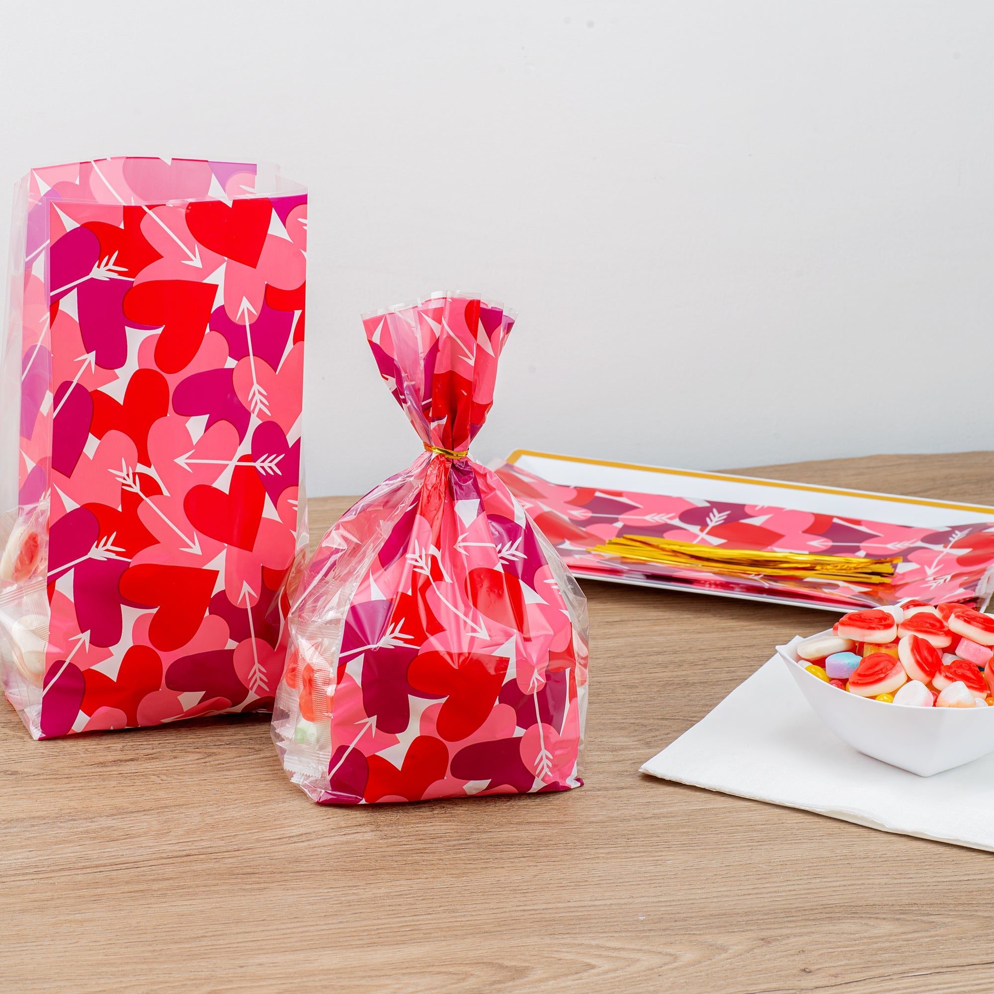 Bag Tek Plastic Candy Bag - Large Hearts, Gusseted - 5" x 3" x 11" - 4000 count box