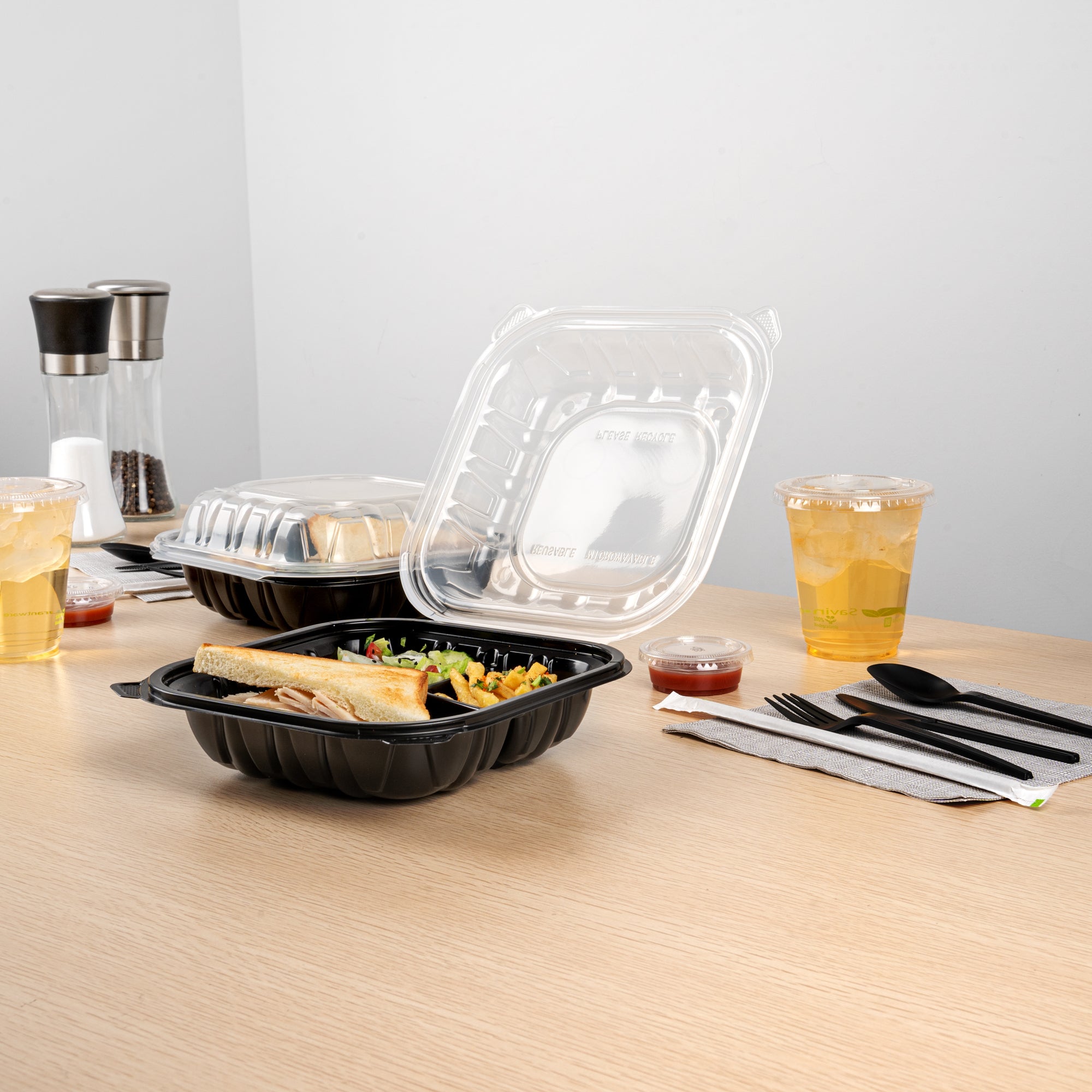 Thermo Tek 34 oz Black Plastic Clamshell Container - 3 Compartments, Microwavable - 8" x 8" x 3" - 50 count box