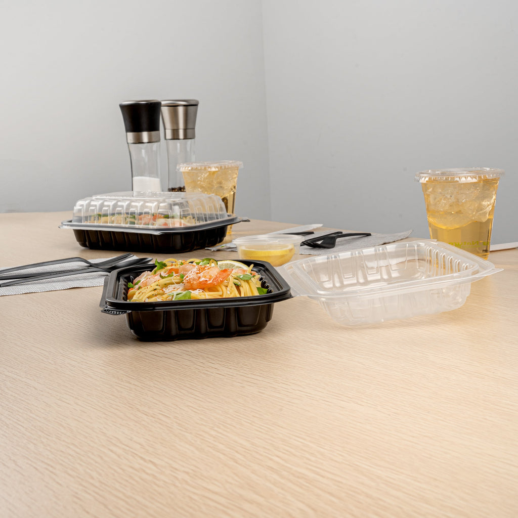 Thermo Tek 24 oz Black Plastic Clamshell Container - Microwavable - 9" x 6" x 3" - 50 count box