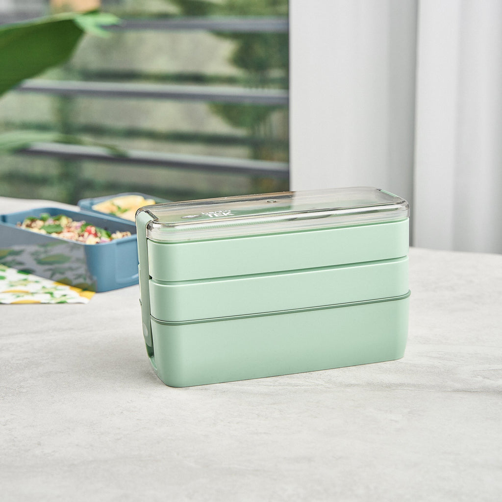 Bento Tek 30 oz Green 3-In-1 Lunch Box - BPA-Free, Microwave-Safe, with Fork and Knife - 7 1/2" x 3 1/4" x 4 1/2" - 1 count box