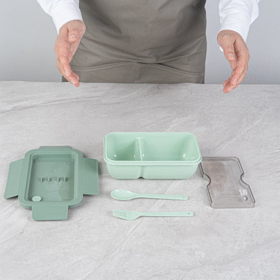 Bento Tek 29 oz Green Lunch Box - BPA-Free, Microwave-Safe, with Fork and Spoon - 7 3/4" x 4 3/4" x 2 3/4" - 1 count box