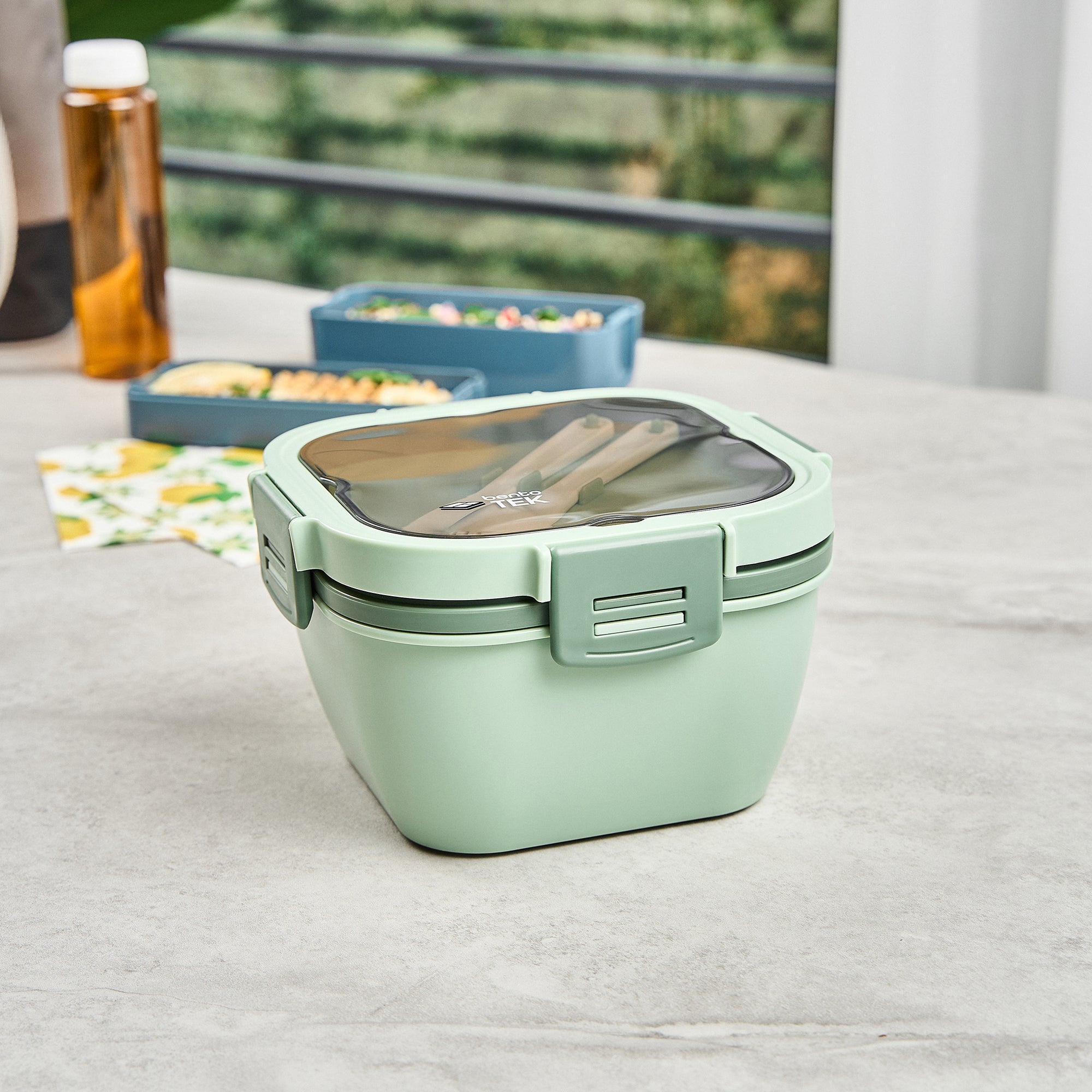 Bento Tek 58 oz Green Lunch Box - BPA-Free, Microwave-Safe, with Fork and Knife - 7 1/4" x 7 1/4" x 4 1/4" - 1 count box