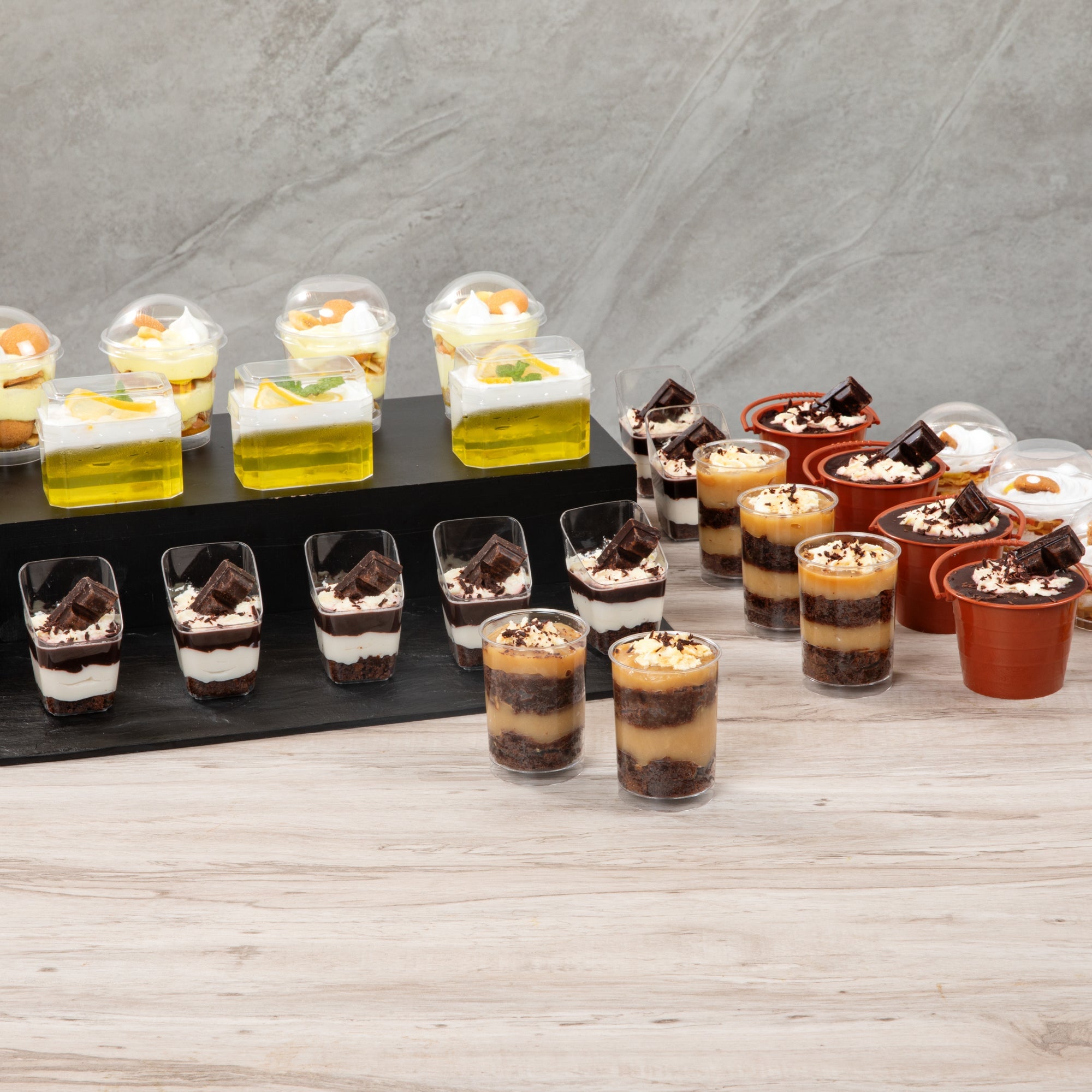 Mini Serve 5 oz Round Clear Plastic Dessert Cup - 2 1/4" x 2 1/4" x 3 1/4" - 100 count box
