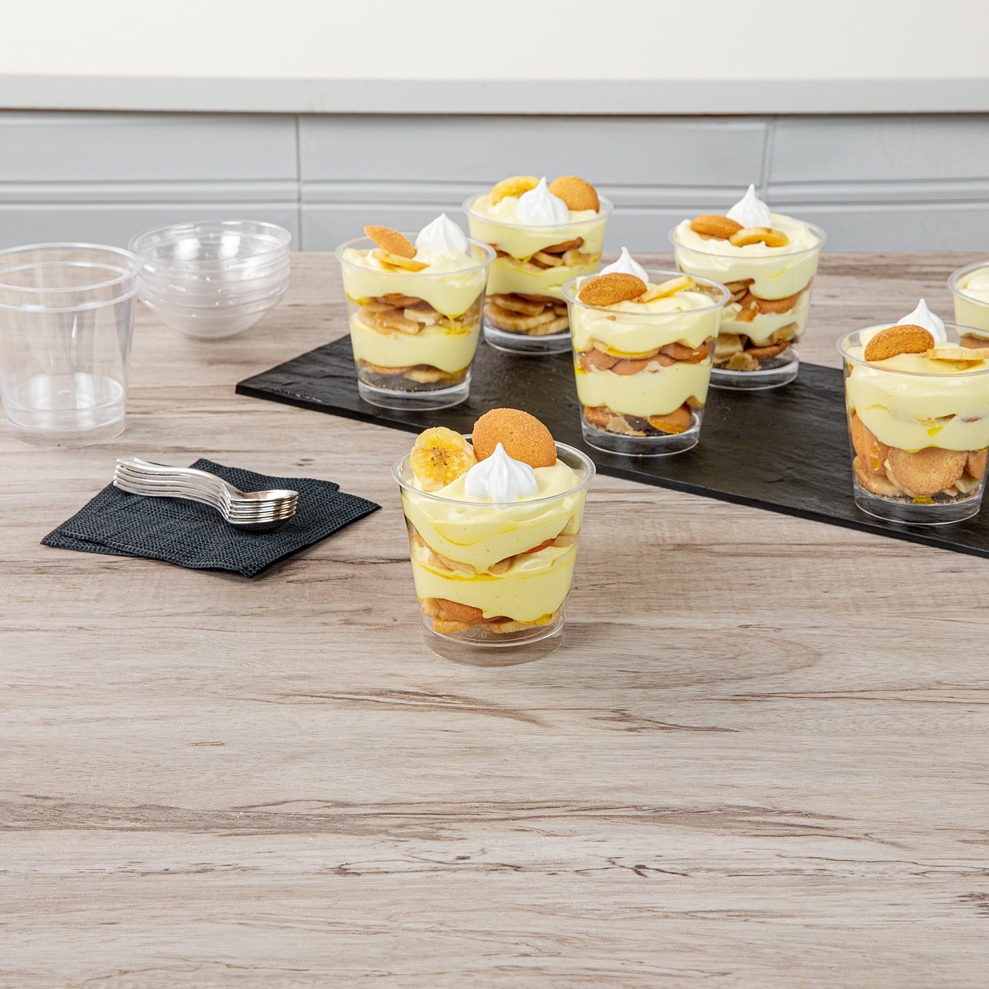 Mini Serve 6 oz Round Clear Plastic Dessert Cup - 3'' x 3'' x 2 3/4'' - 25 count box