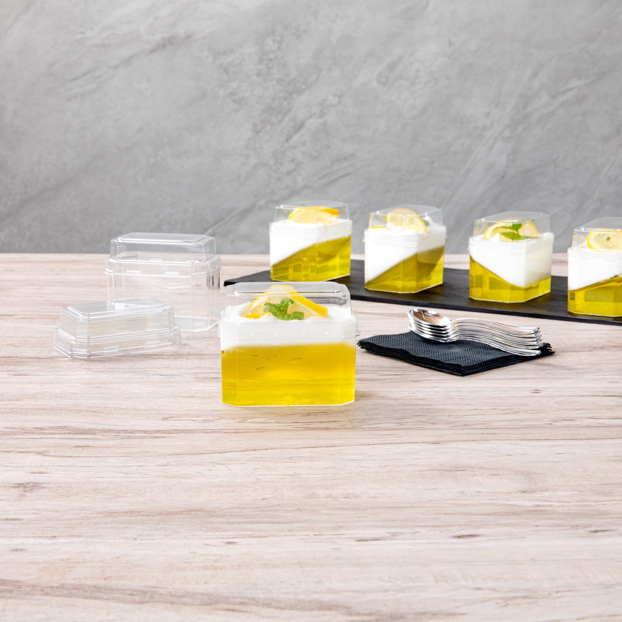 Mini Serve 3 oz Rectangle Clear Plastic Dessert Cup - with Lid - 3 1/4'' x 2'' x 2'' - 100 count box
