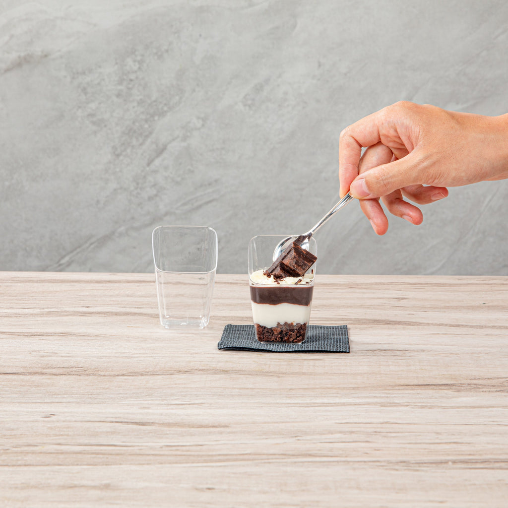 Mini Serve 2 oz Square Clear Plastic Dessert Cup Slanted - 2 1/4'' x 2 1/4'' x 3'' - 25 count box
