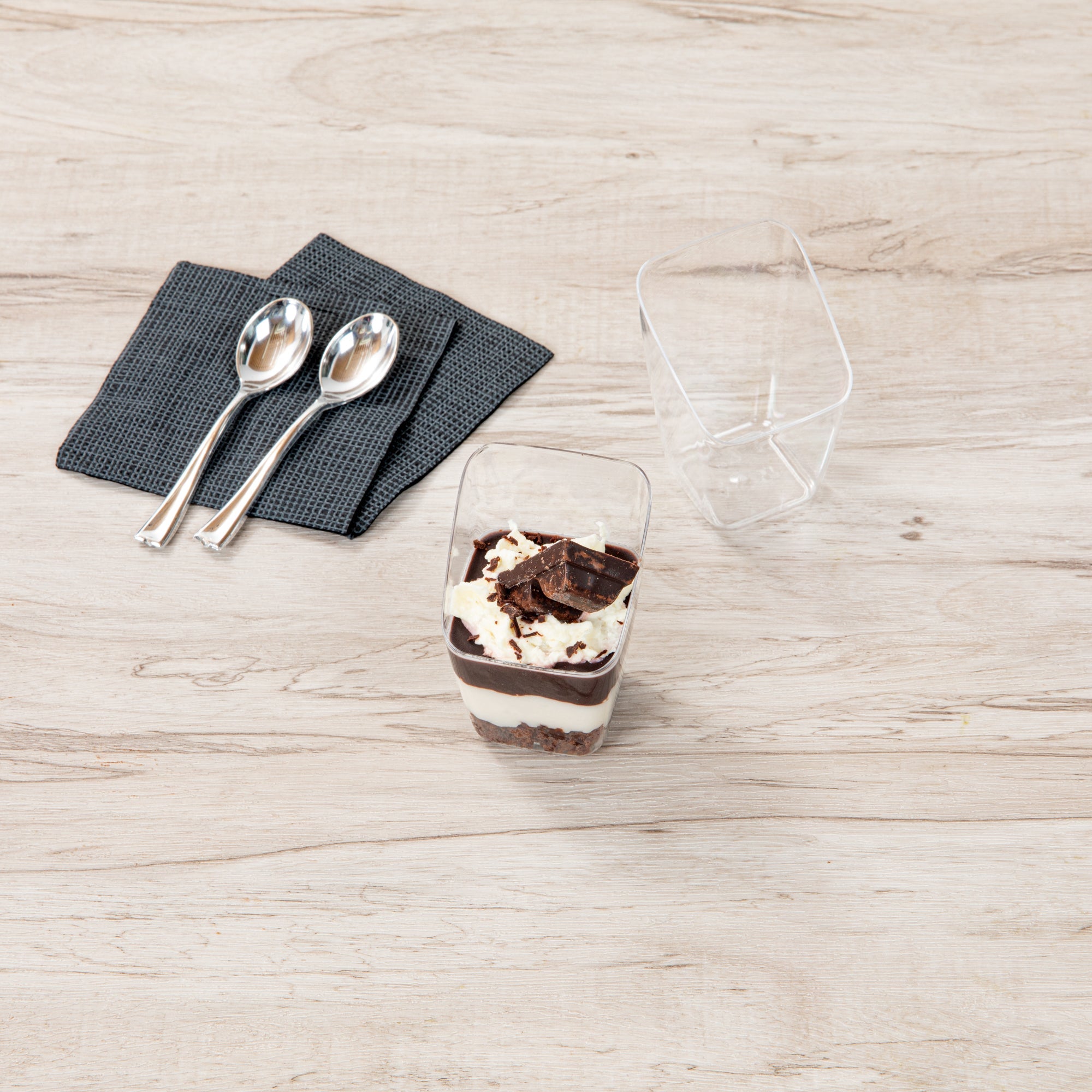 Mini Serve 2 oz Square Clear Plastic Dessert Cup Slanted - 2 1/4'' x 2 1/4'' x 3'' - 100 count box