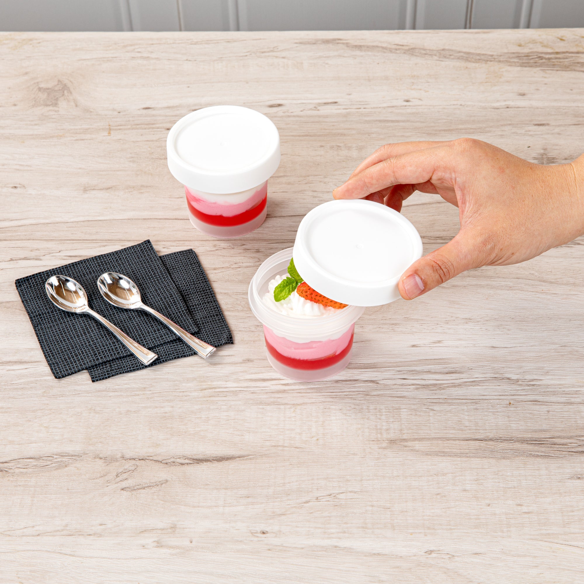 Mini Serve 5 oz Round Clear Plastic Dessert Cup - with Lid - 3'' x 3'' x 2 1/2'' - 25 count box