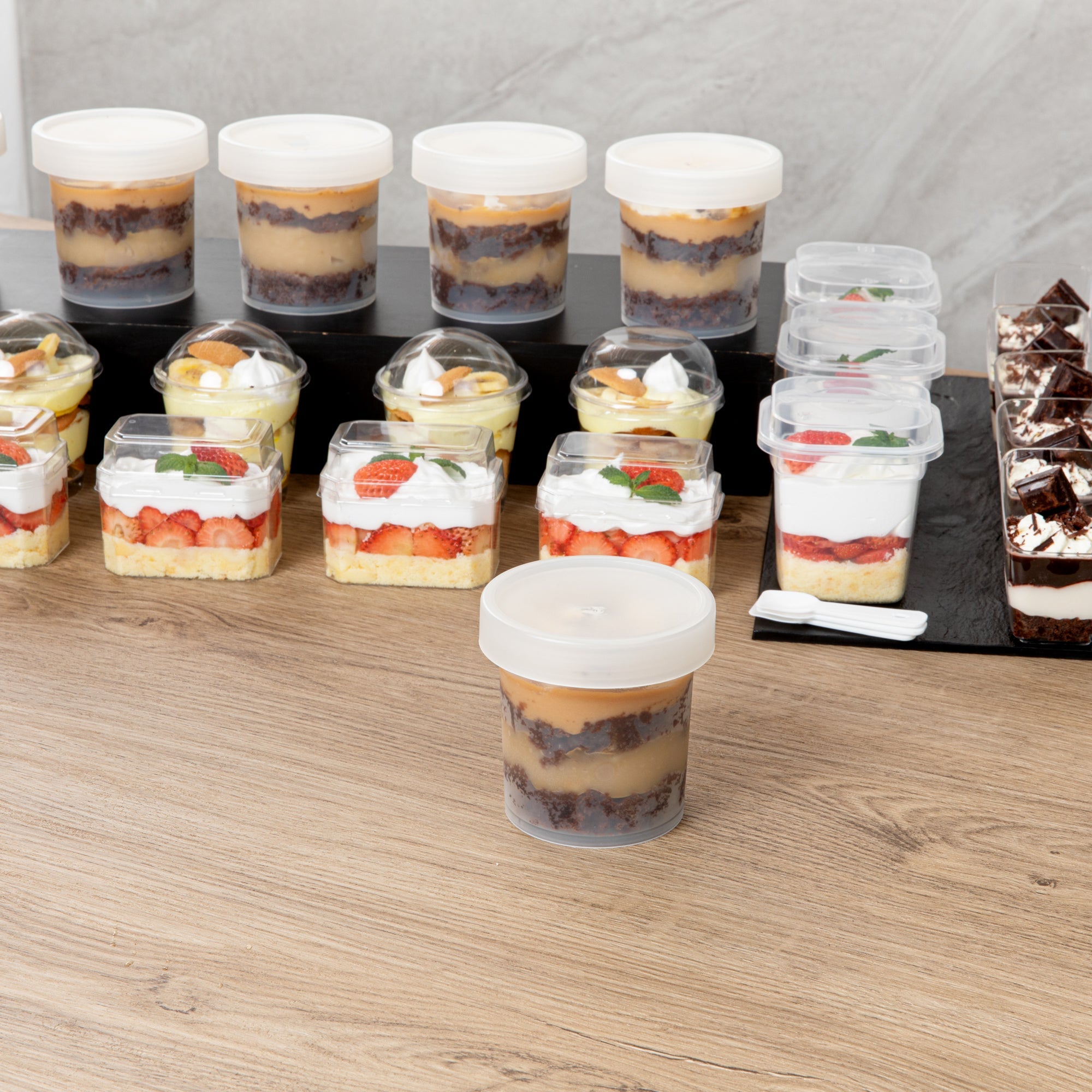 Mini Serve 10 oz Round Clear Plastic Dessert Cup - with Lid - 3 1/2'' x 3 1/2'' x 3 1/2'' - 100 count box