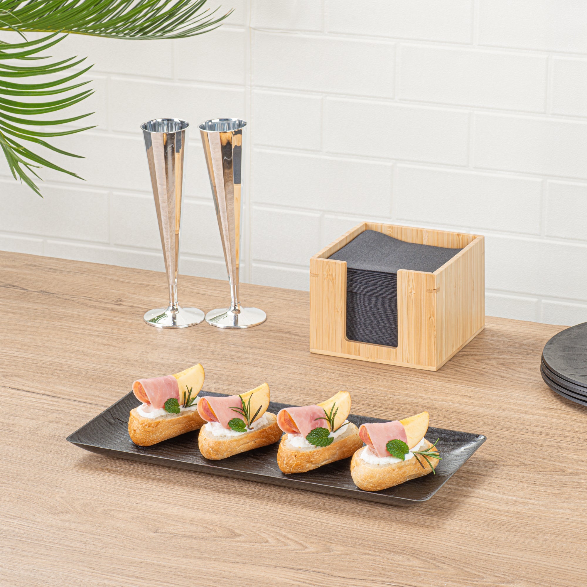 Maxi Serve Rectangle Matte Black Plastic Plate - 14 1/4" x 6 1/4" - 25 count box