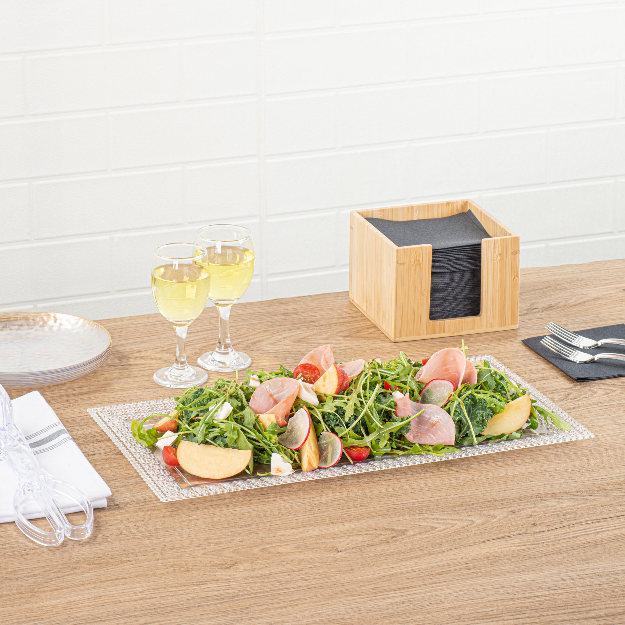 Maxi Serve Rectangle Clear Plastic Plate - with Lace Rim - 17" x 9" - 100 count box