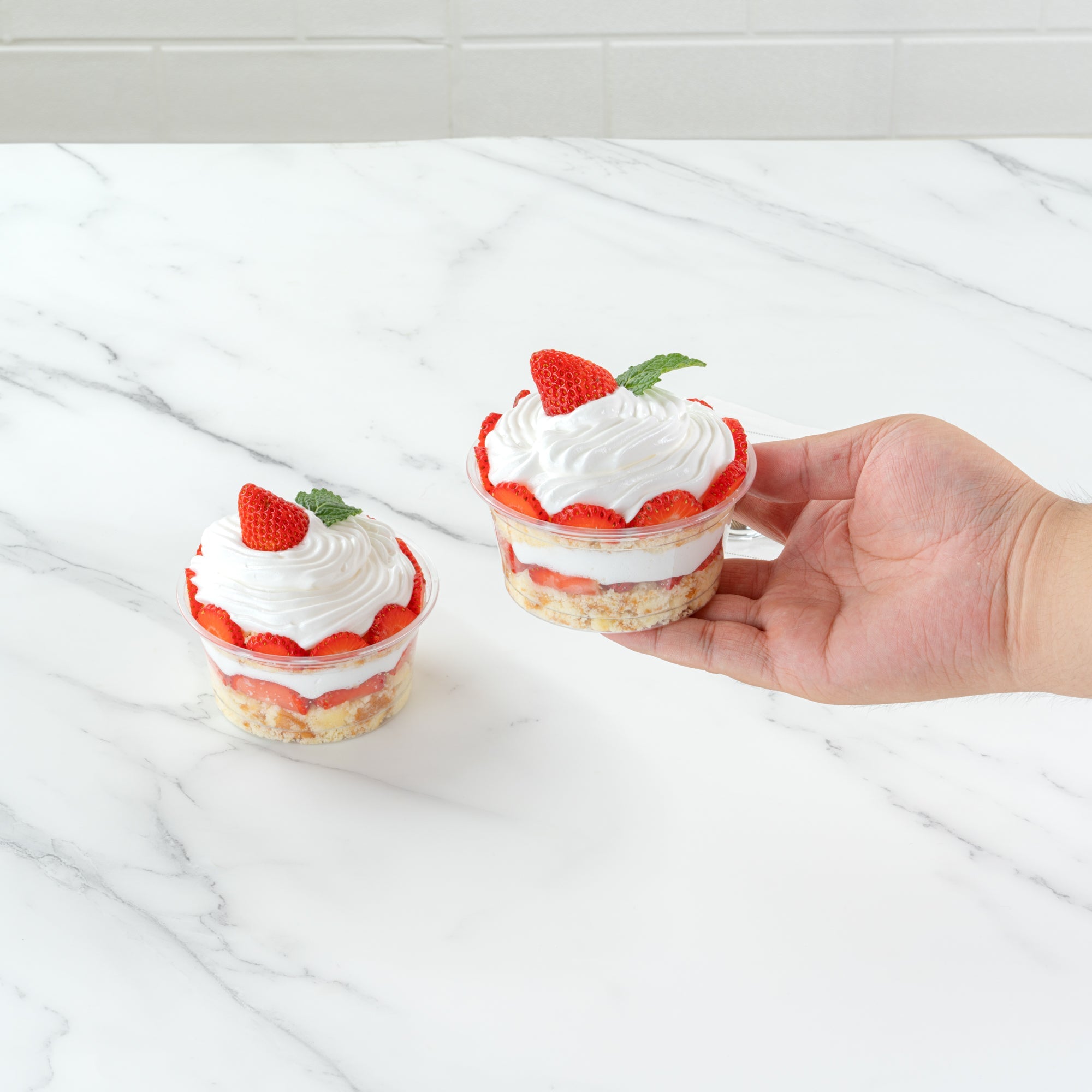 Chef 101 6 oz Round Clear Plastic Dessert Cup - 3 3/4" x 3 3/4" x 1 3/4" - 500 count box