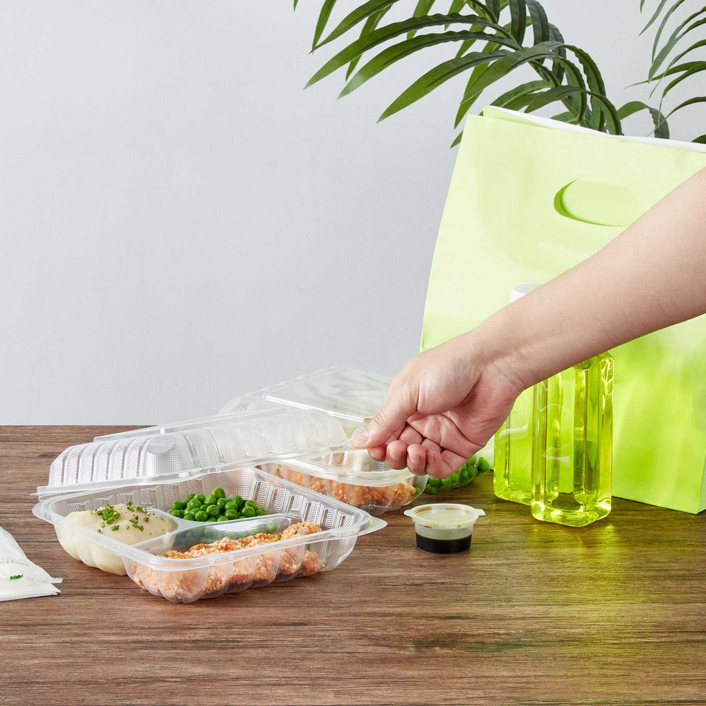 Chef 101 34 oz Square Clear Plastic Clamshell Container - 3 Compartments, Microwavable - 8" x 8" x 3" - 50 count box