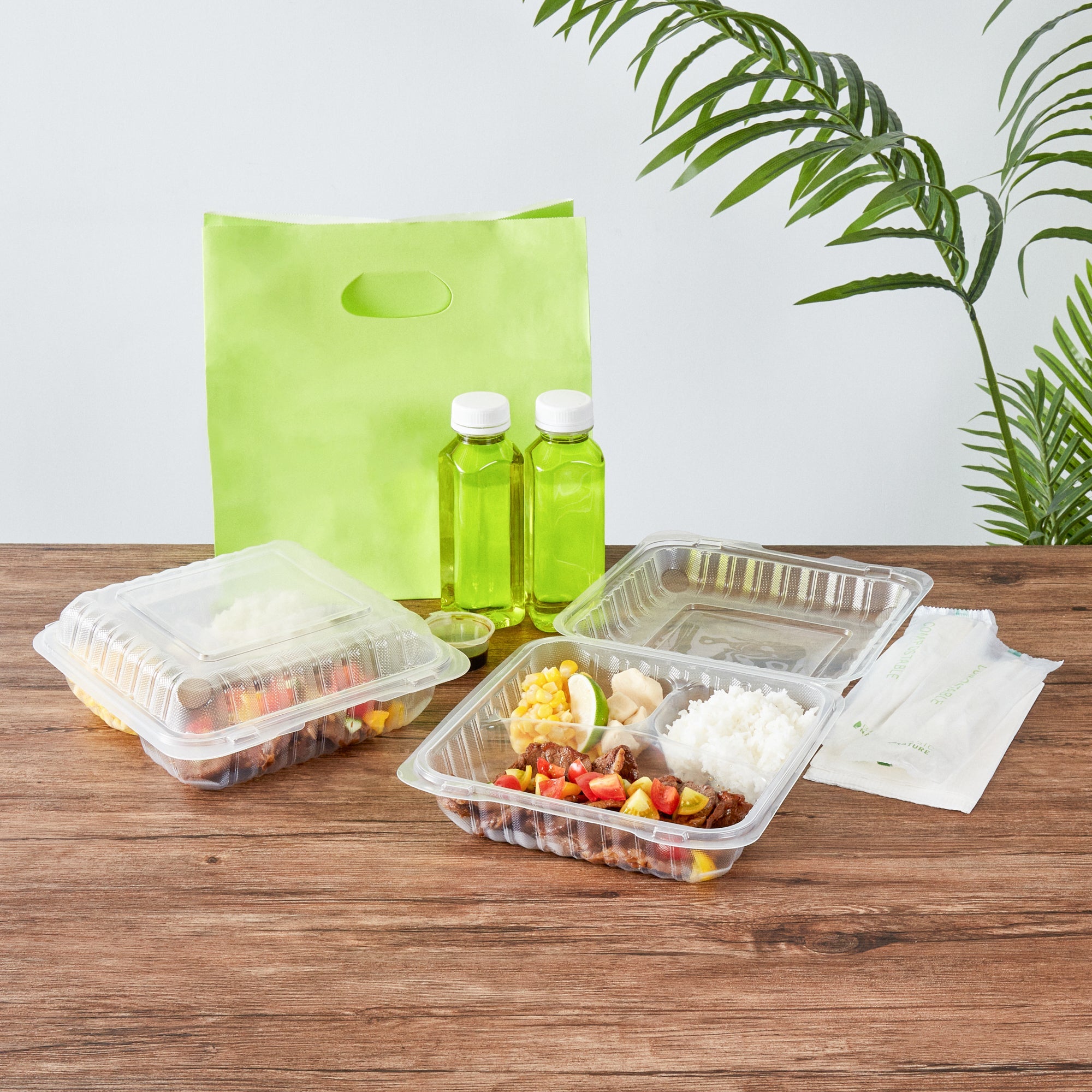 Chef 101 47 oz Square Clear Plastic Clamshell Container - 3 Compartments, Microwavable - 9" x 9" x 3 1/2" - 100 count box
