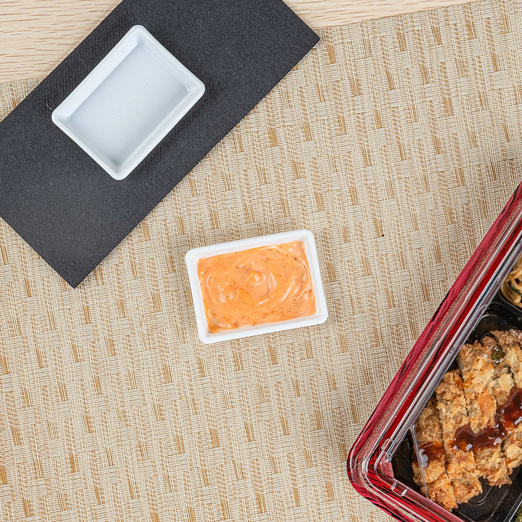 Bento Tek 1 oz Rectangle White Plastic Sauce Dish - 3" x 2 1/4" - 100 count box