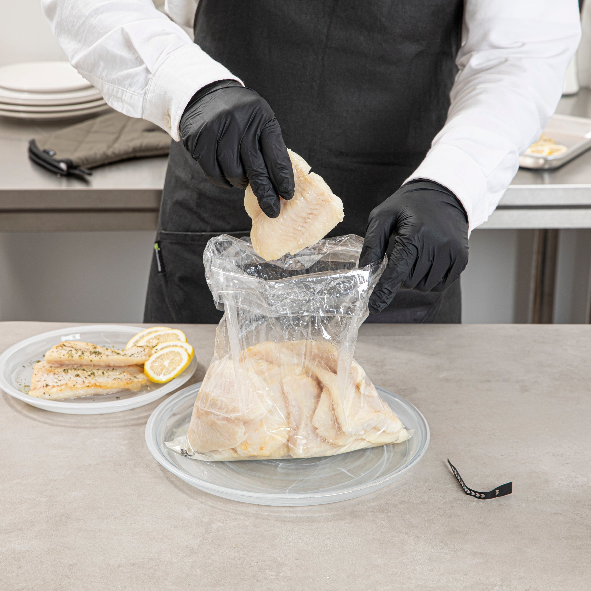 Fresh Hero Clear Plastic Oven Bag - with Ties, BPA-Free - 10" x 15" - 5 count box