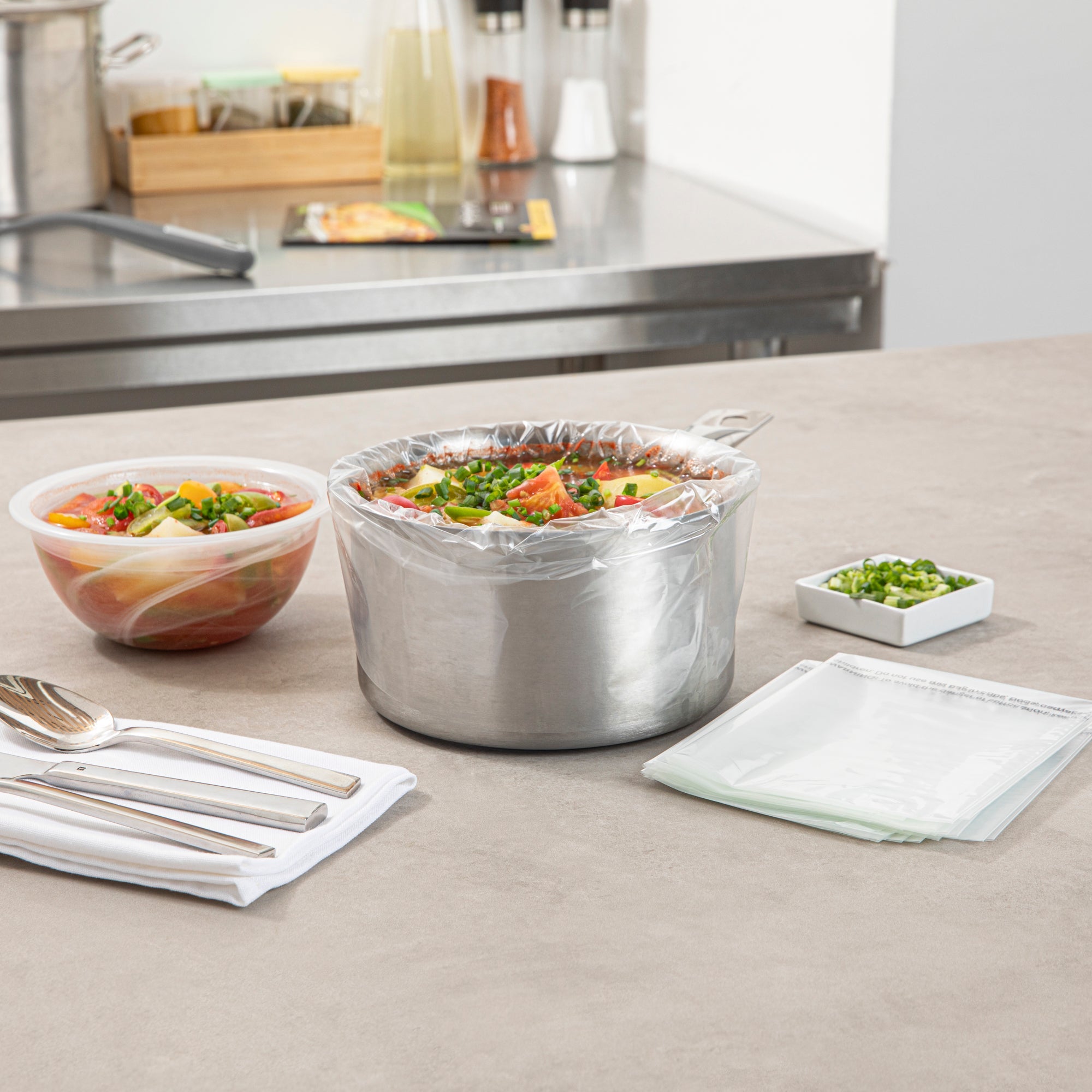 Serve Secure Clear Plastic Liner - Fits 1 To 3 Qt Slow Cooker, BPA-Free - 11" x 16" - 500 count box