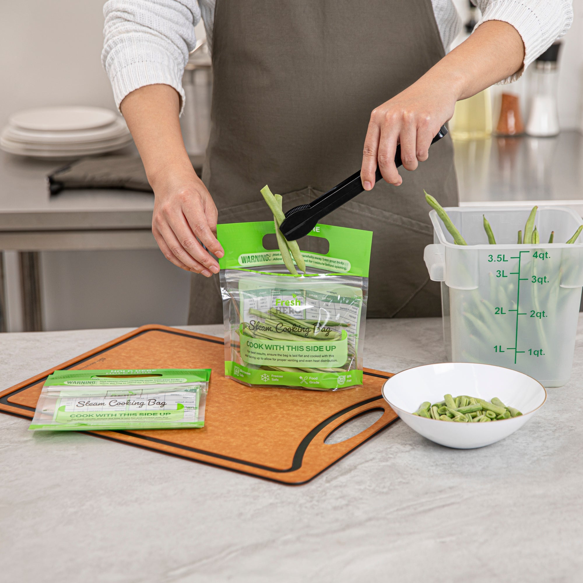 Fresh Hero Green Plastic Steam Bag - Microwave-Safe, BPA-Free - 7 1/2" x 7 1/2" - 25 count box