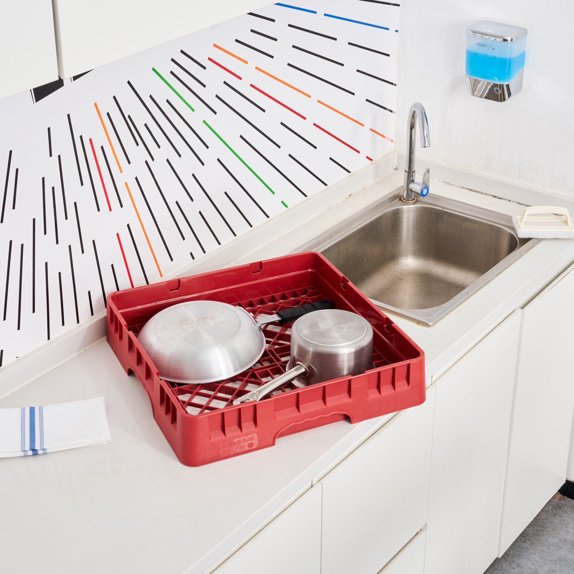 Clean Tek Professional Red Base Rack - with Closed Sides - 19 3/4" x 19 3/4" x 4" - 1 count box