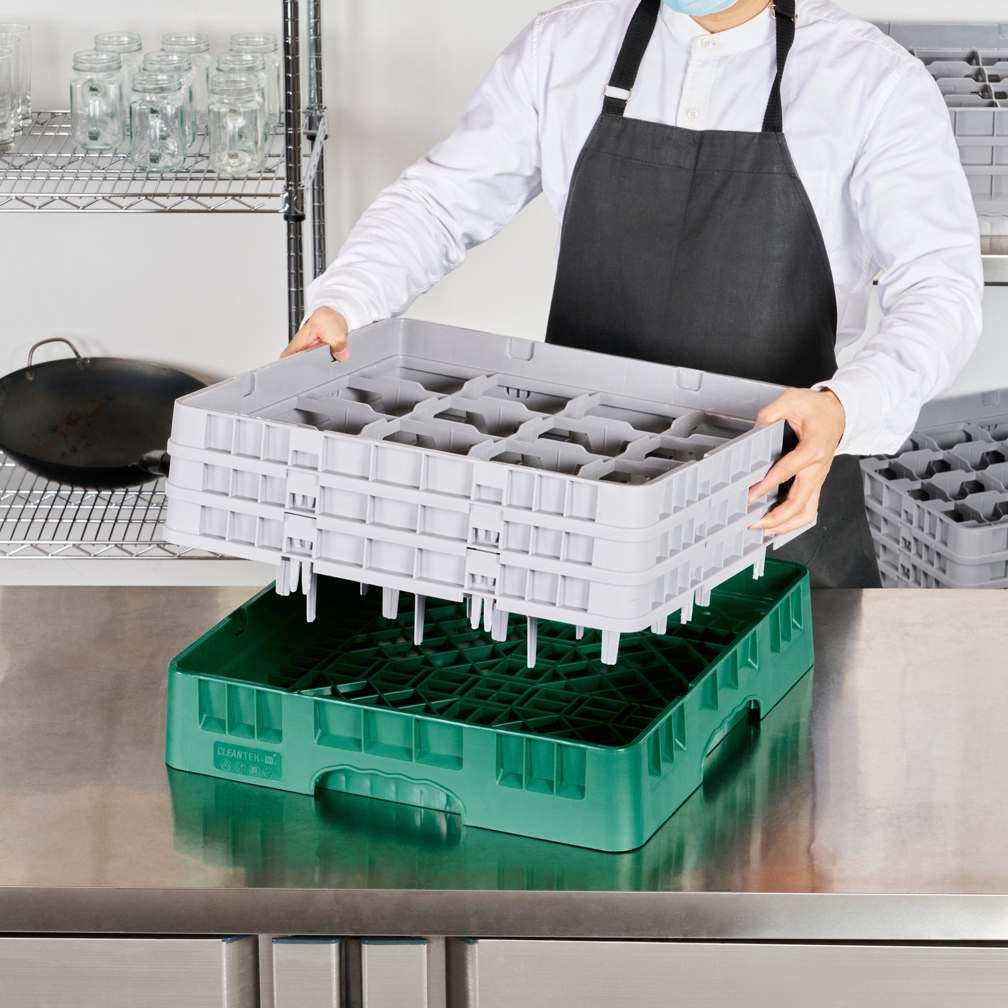 Clean Tek Professional Green Glass Rack - 16 Compartments, 1 Full Drop and 2 Half Drop Extenders - 19 3/4" x 19 3/4" x 8 3/4" - 1 count box