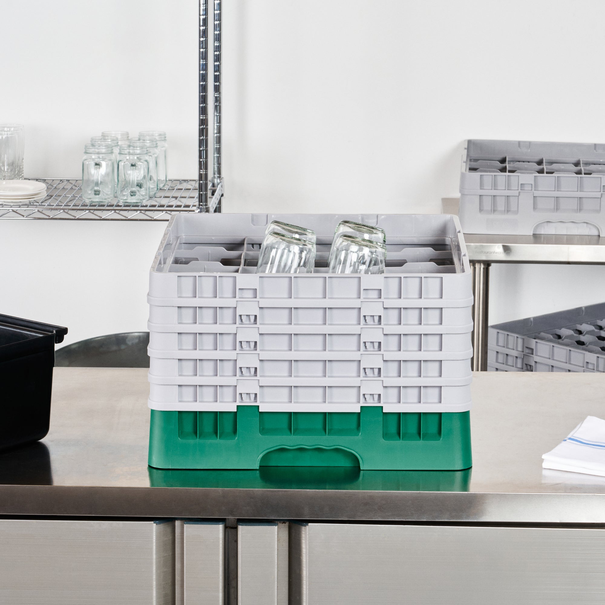 Clean Tek Professional Green Glass Rack - 16 Compartments, 1 Full Drop and 4 Half Drop Extenders - 19 3/4" x 19 3/4" x 12 1/4" - 1 count box