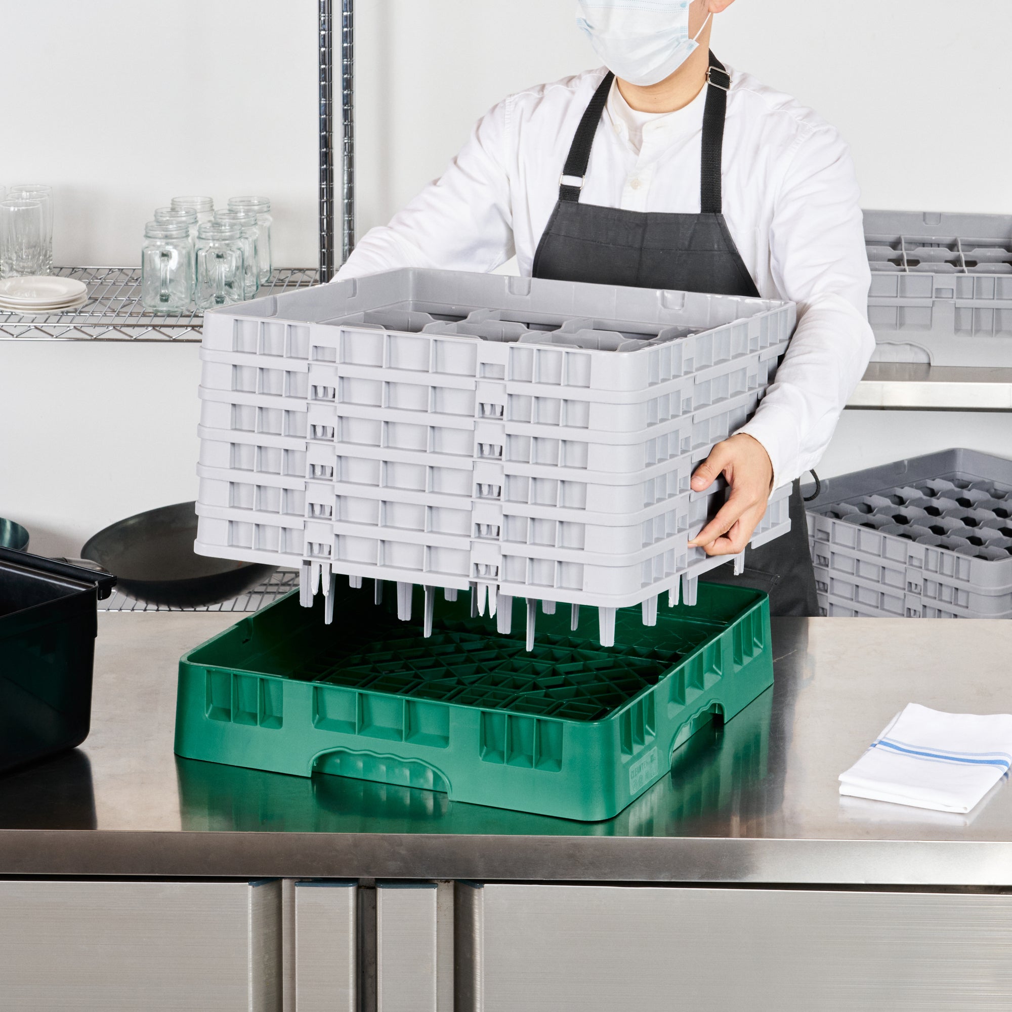 Clean Tek Professional Green Glass Rack - 16 Compartments, 1 Full Drop and 5 Half Drop Extenders - 19 3/4" x 19 3/4" x 13 3/4" - 1 count box