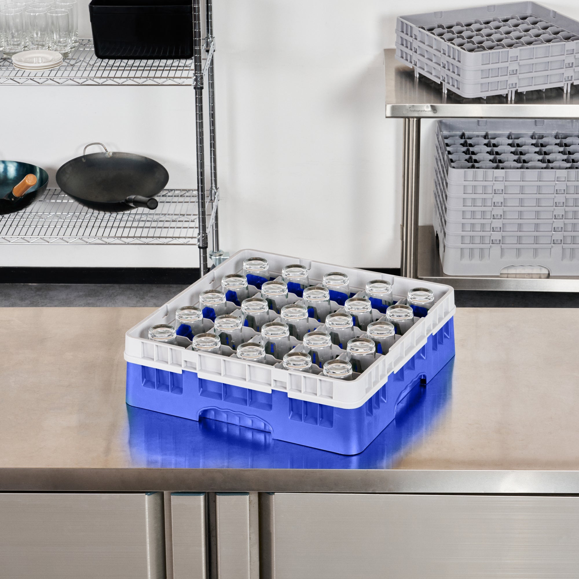 Clean Tek Professional Blue Glass Rack - 25 Compartments, 1 Full Drop Extender - 19 3/4" x 19 3/4" x 5 3/4" - 1 count box