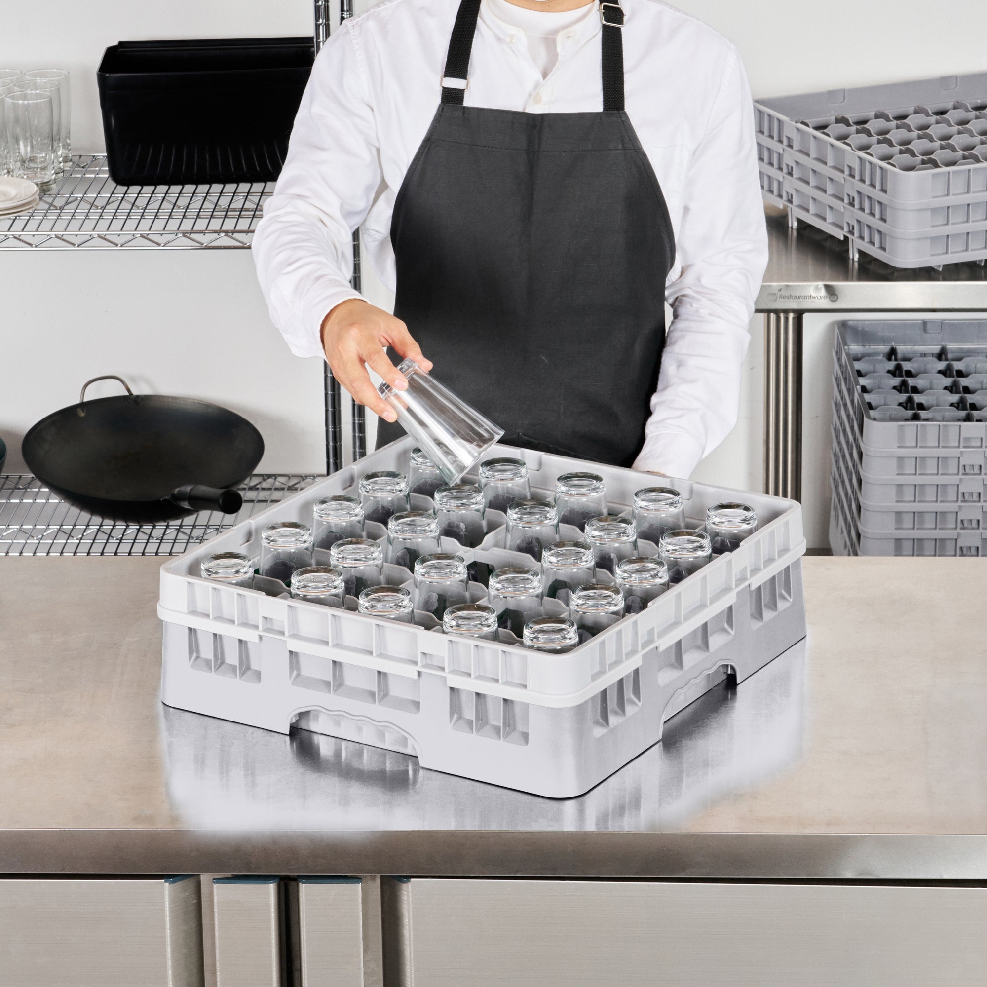 Clean Tek Professional Gray Glass Rack - 25 Compartments, 1 Full Drop Extender - 19 3/4" x 19 3/4" x 5 3/4" - 1 count box