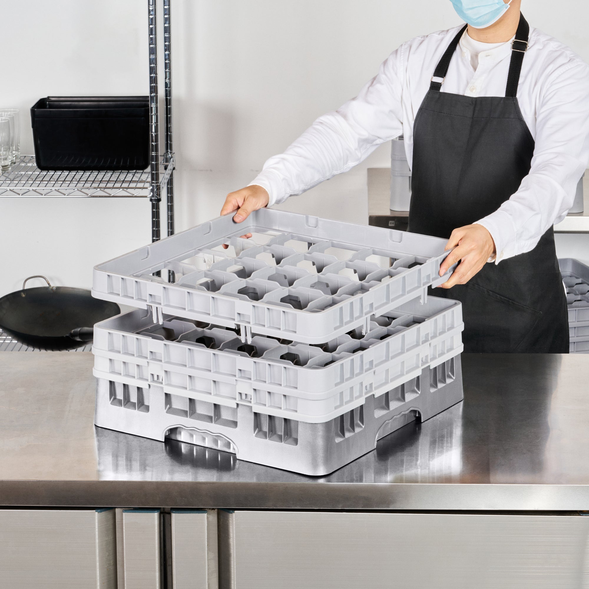 Clean Tek Professional Gray Glass Rack - 25 Compartments, 1 Full Drop and 2 Half Drop Extenders - 19 3/4" x 19 3/4" x 8 3/4" - 1 count box