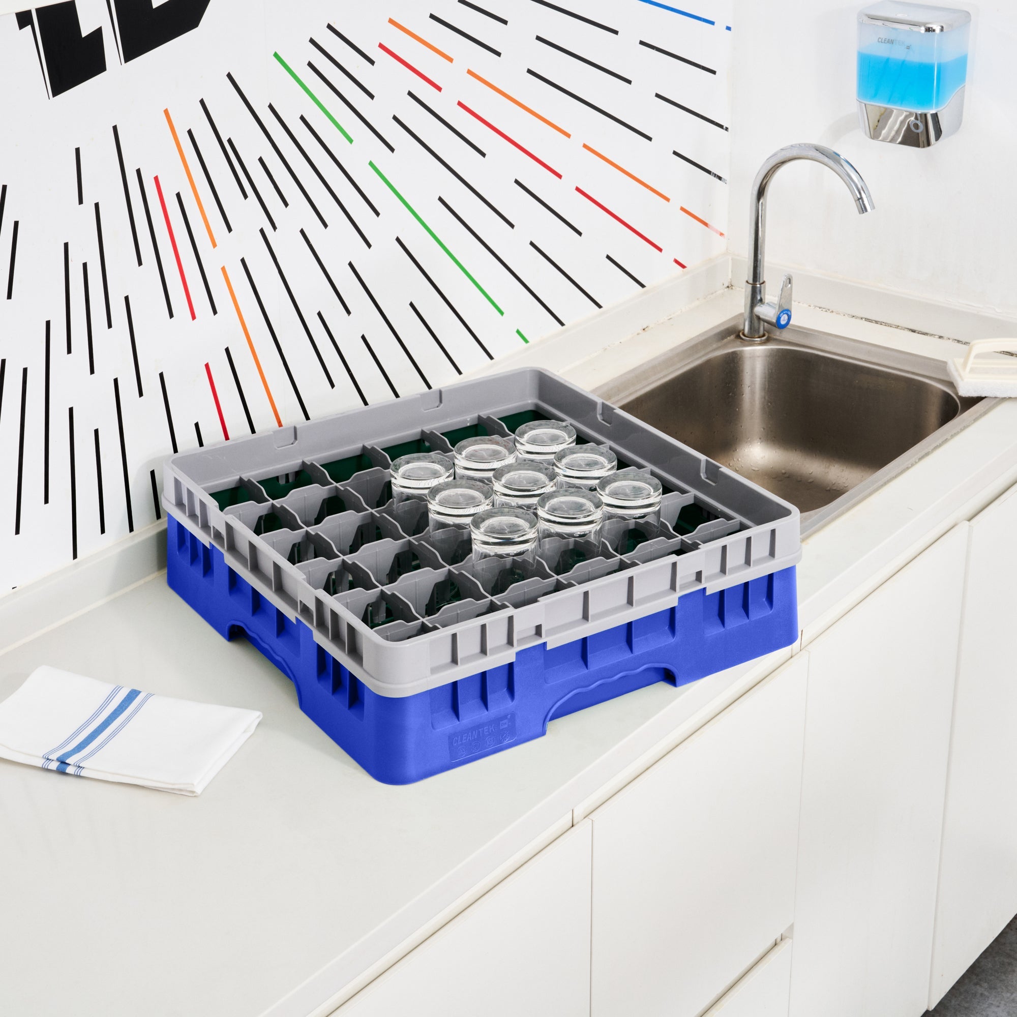 Clean Tek Professional Blue Glass Rack - 36 Compartments, 1 Full Drop Extender - 19 3/4" x 19 3/4" x 5 3/4" - 1 count box