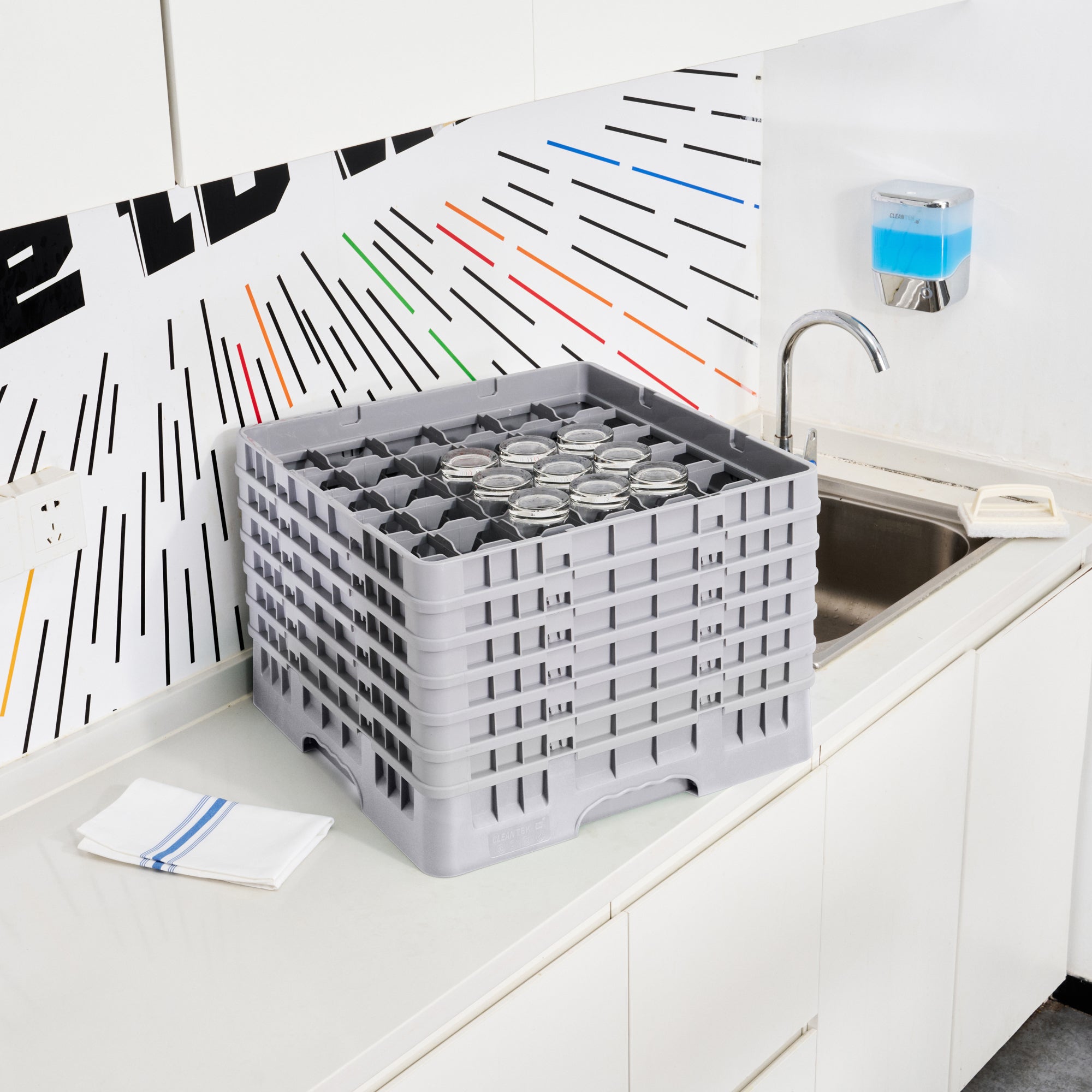 Clean Tek Professional Gray Glass Rack - 36 Compartments, 1 Full Drop and 5 Half Drop Extenders - 19 3/4" x 19 3/4" x 13 3/4" - 1 count box