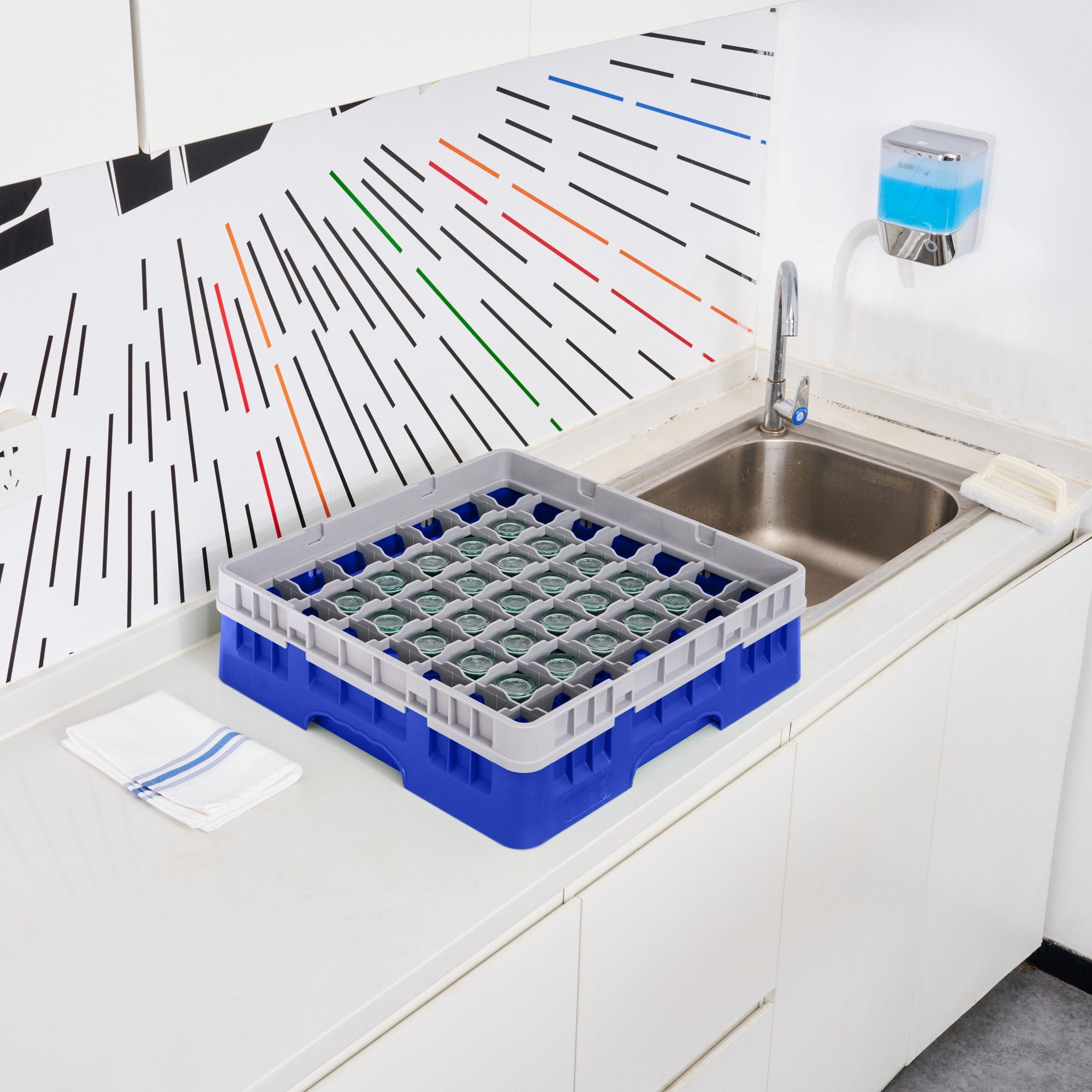 Clean Tek Professional Blue Glass Rack - 49 Compartments, 1 Full Drop Extender - 19 3/4" x 19 3/4" x 5 3/4" - 1 count box
