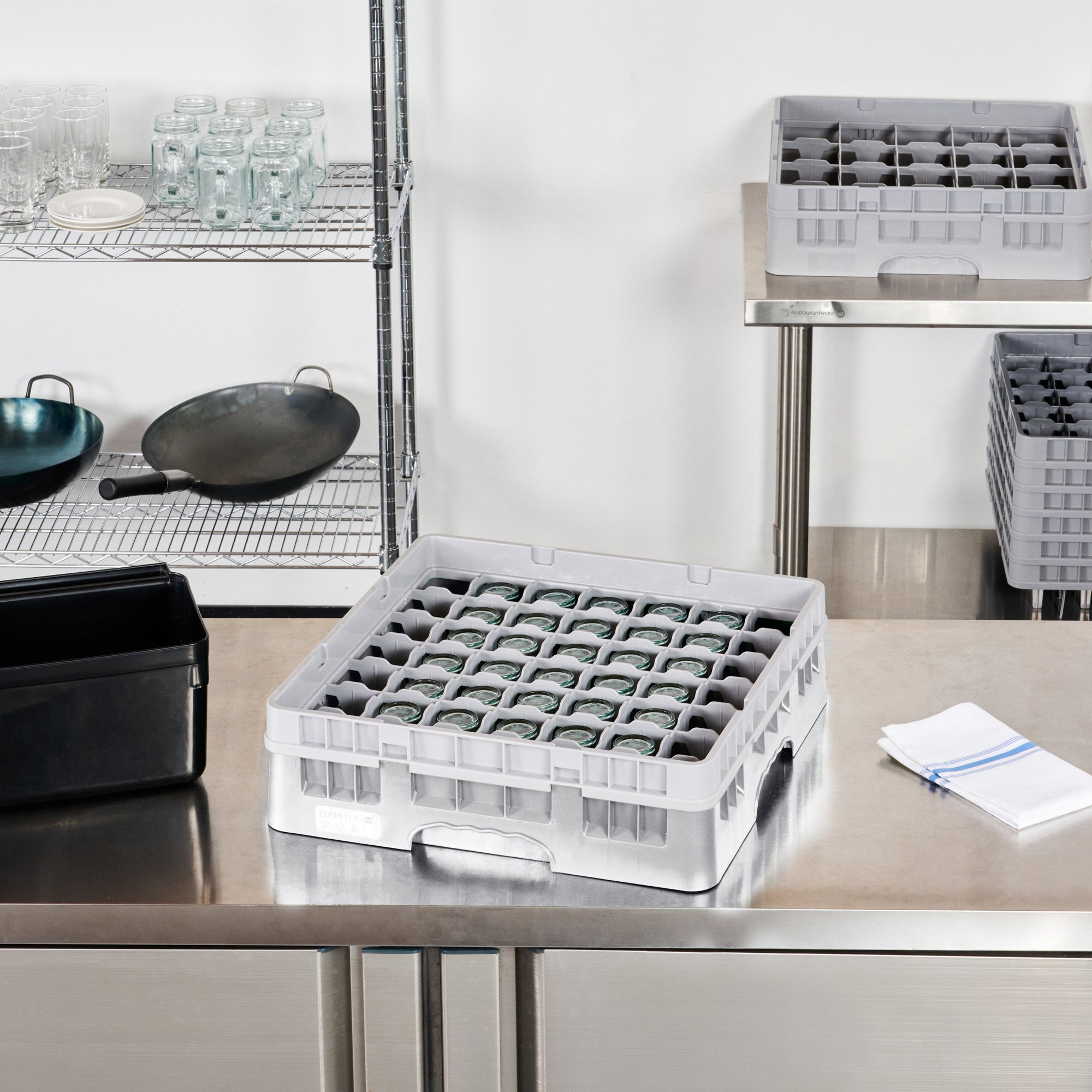 Clean Tek Professional Gray Glass Rack - 49 Compartments, 1 Full Drop Extender - 19 3/4" x 19 3/4" x 5 3/4" - 1 count box