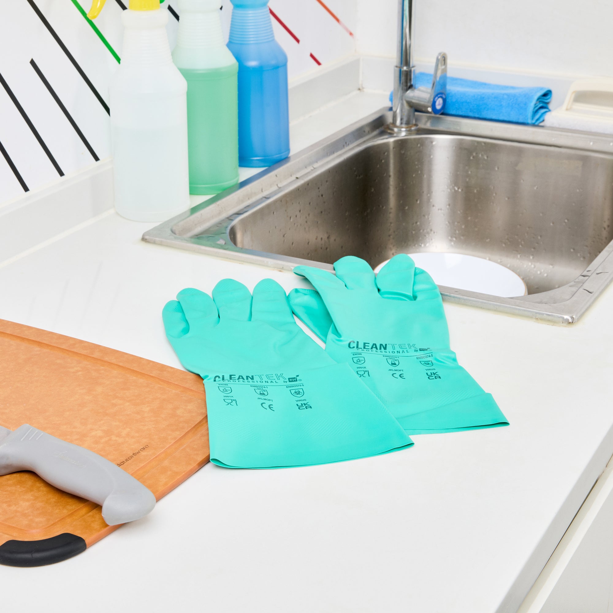 Clean Tek Professional Green Large Nitrile Gloves - 15 mil, Flock Lining, Chemical-Resistant - 13" x 4 1/2" - Pair - 1 count box