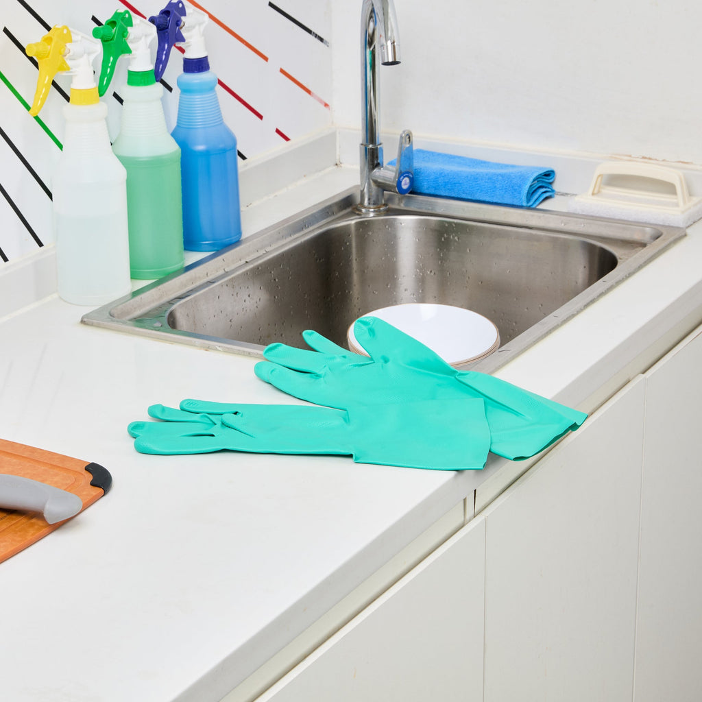 Clean Tek Professional Green Large Nitrile Gloves - 15 mil, Flock Lining, Chemical-Resistant - 13" x 4 1/2" - Pair - 10 count box