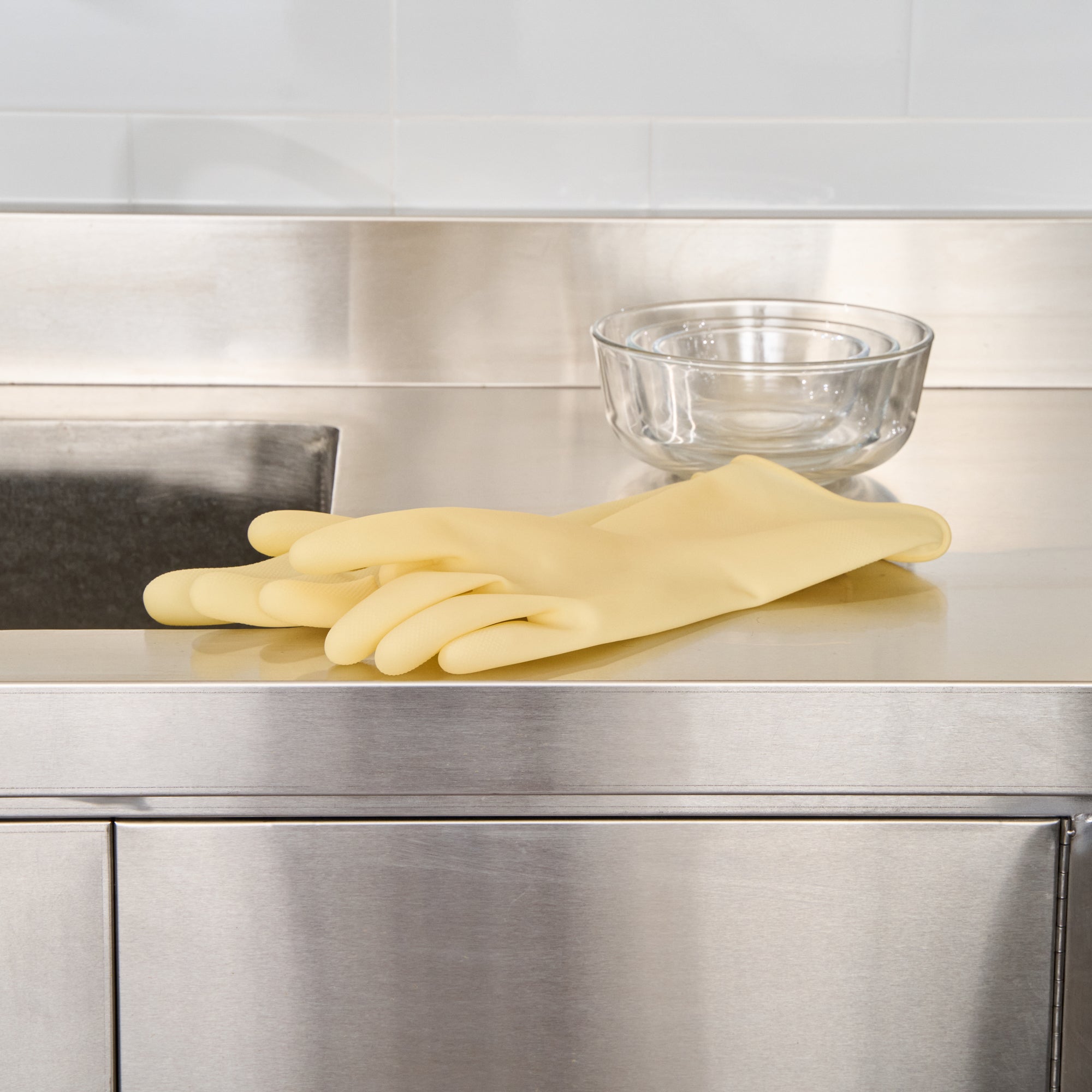 Clean Tek Professional Yellow Extra Large Latex Gloves - 22 mil - 13" x 5 1/4" - Pair - 10 count box