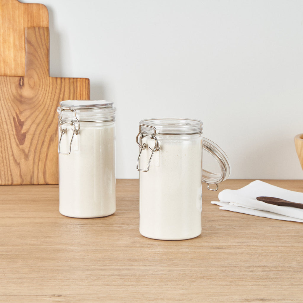 Met Lux 32 oz Round Clear Plastic Storage Jar - with Hinged Lid - 3 3/4" x 3 3/4" x 7 1/4" - 2 count box