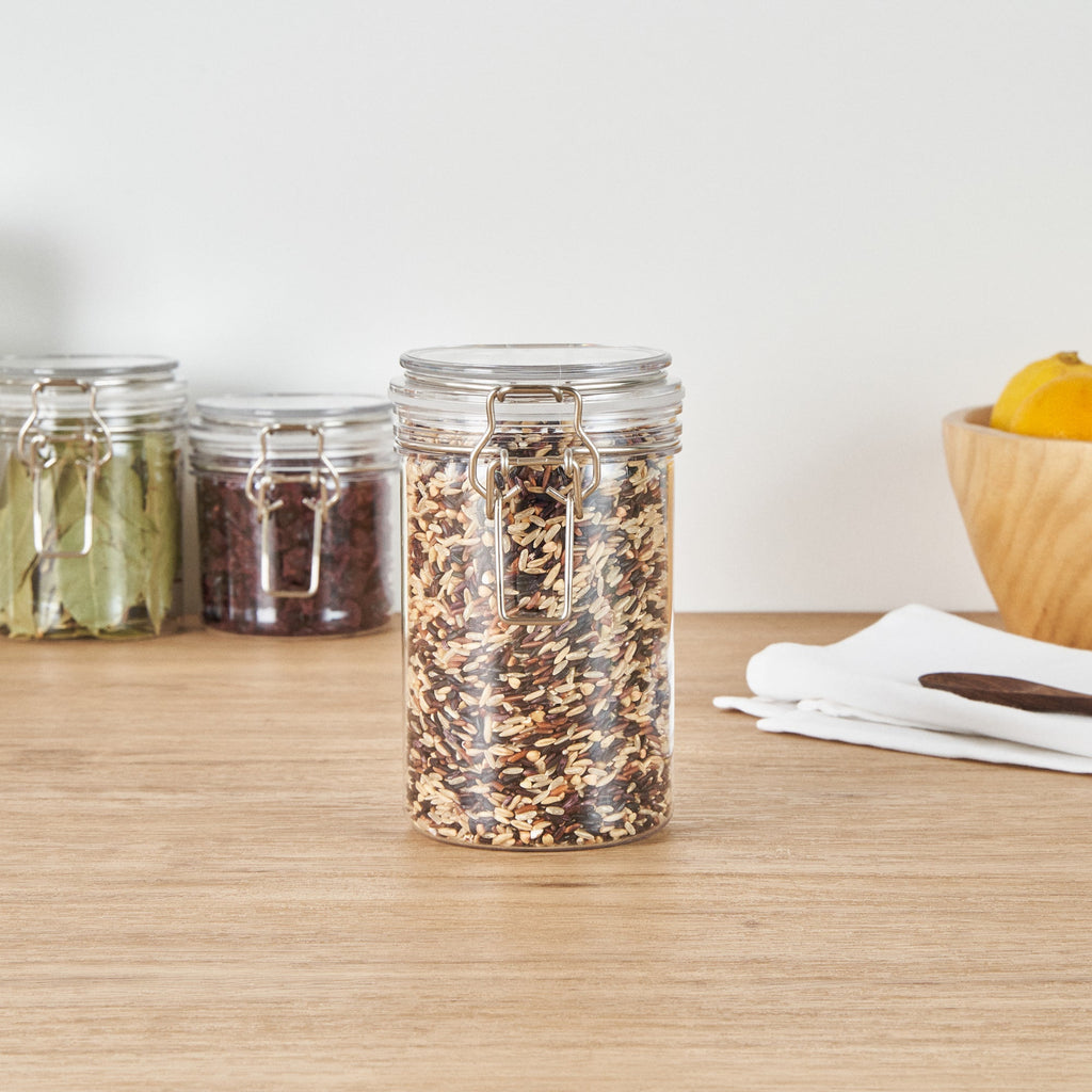 Met Lux 24 oz Round Clear Plastic Storage Jar - with Hinged Lid - 3 1/2" x 3 1/2" x 6" - 2 count box