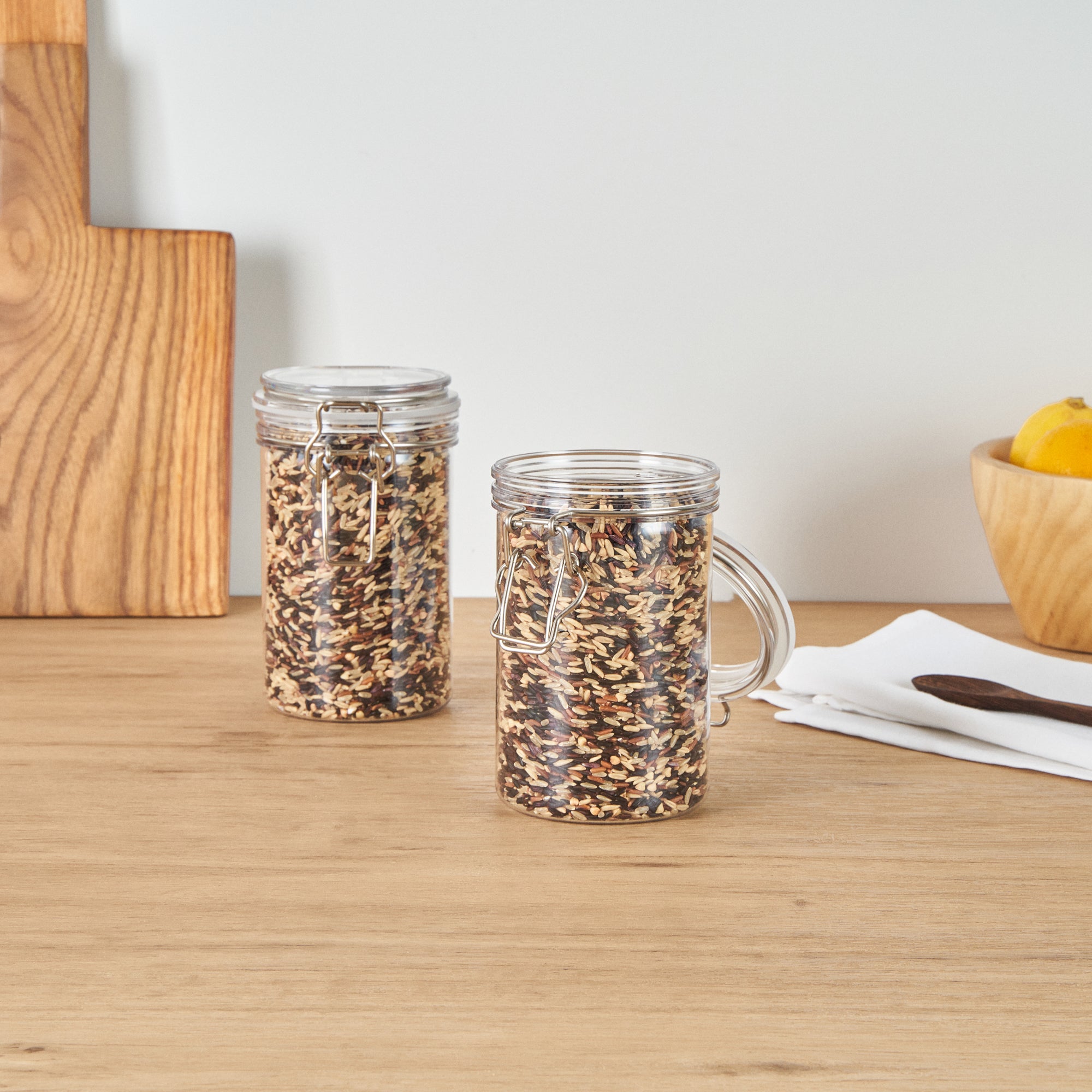Met Lux 24 oz Round Clear Plastic Storage Jar - with Hinged Lid - 3 1/2" x 3 1/2" x 6" - 2 count box