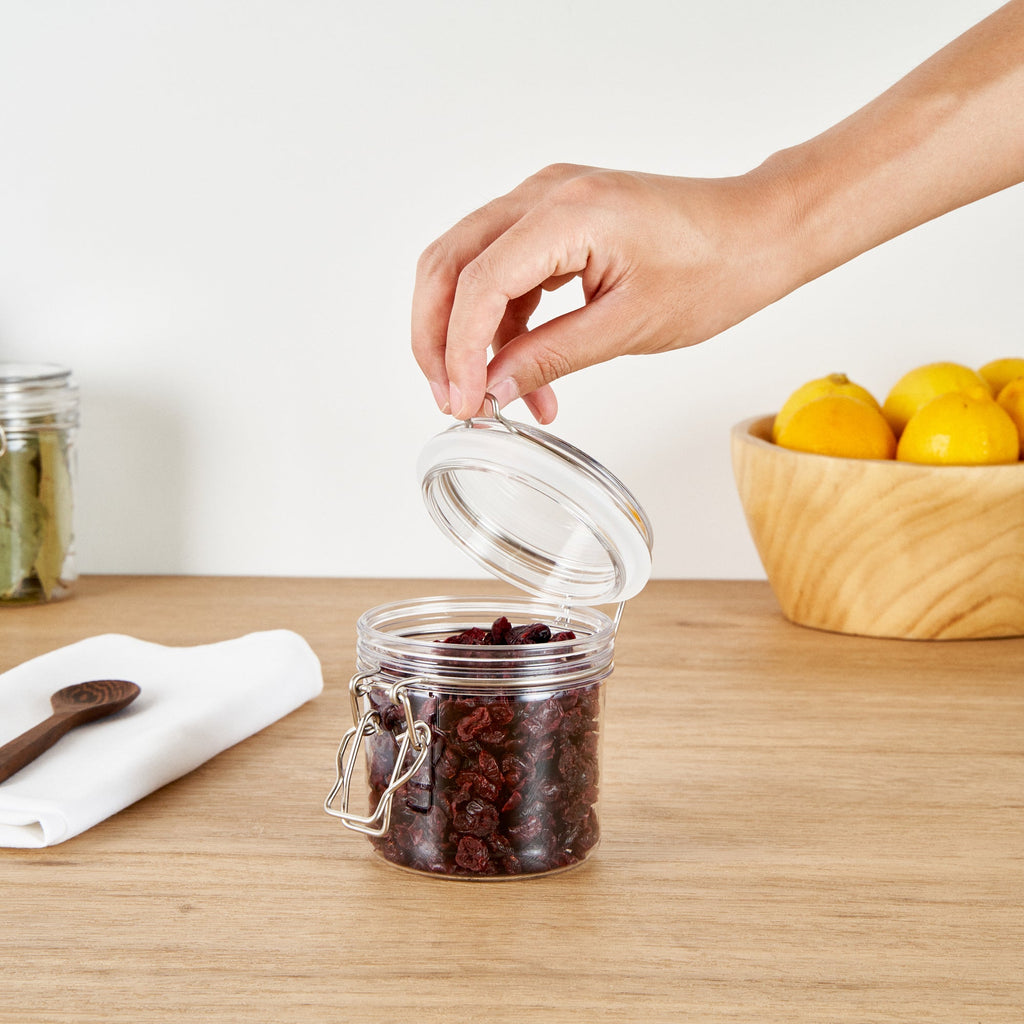 Met Lux 15 oz Round Clear Plastic Storage Jar - with Hinged Lid - 3 1/2" x 3 1/2" x 4" - 2 count box