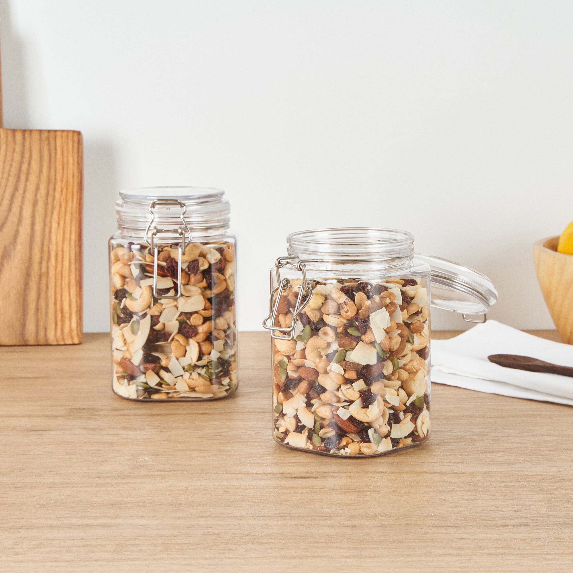 Met Lux 43 oz Square Clear Plastic Storage Jar - with Hinged Lid - 4 1/4" x 4 1/4" x 6 3/4" - 2 count box
