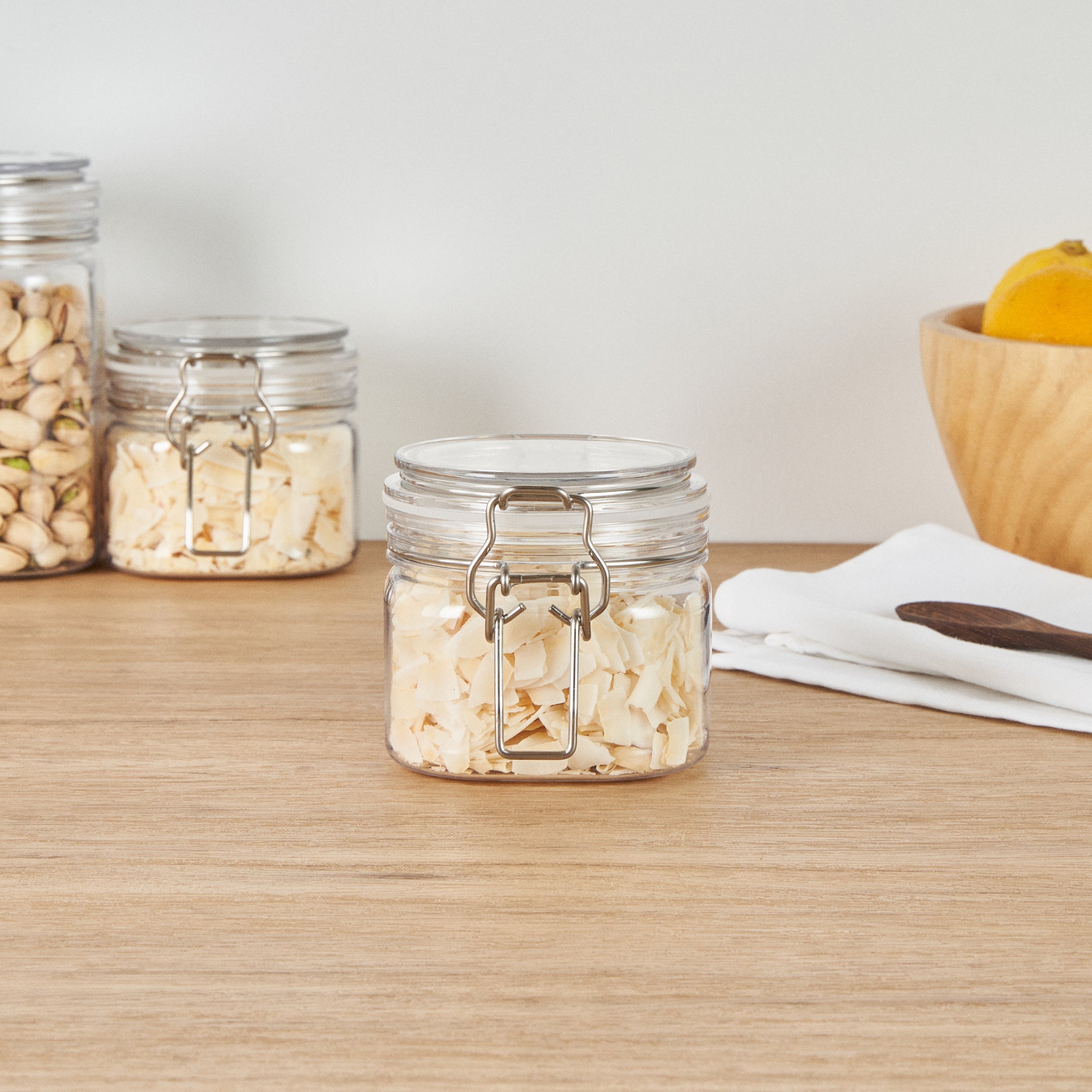 Met Lux 14 oz Square Clear Plastic Storage Jar - with Hinged Lid - 3 3/4" x 3 3/4" x 3 3/4" - 20 count box