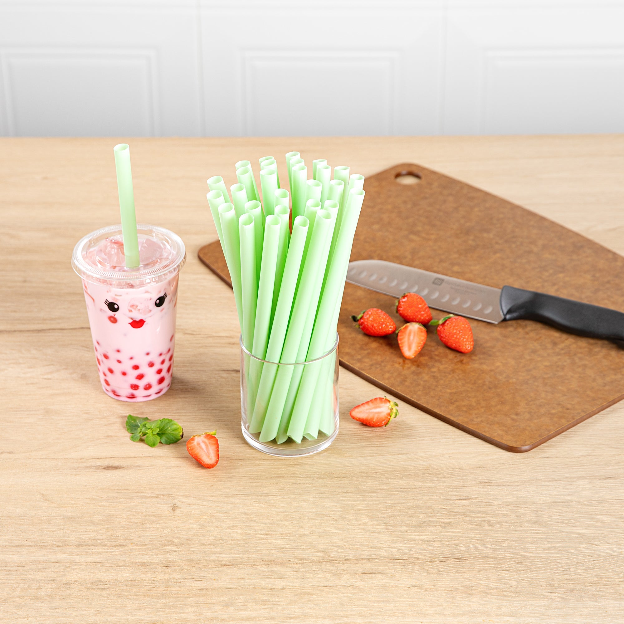 Basic Nature Green PLA Plastic Extra Wide Boba Straw - Unwrapped, Compostable, Pointed - 9" - 1000 count box